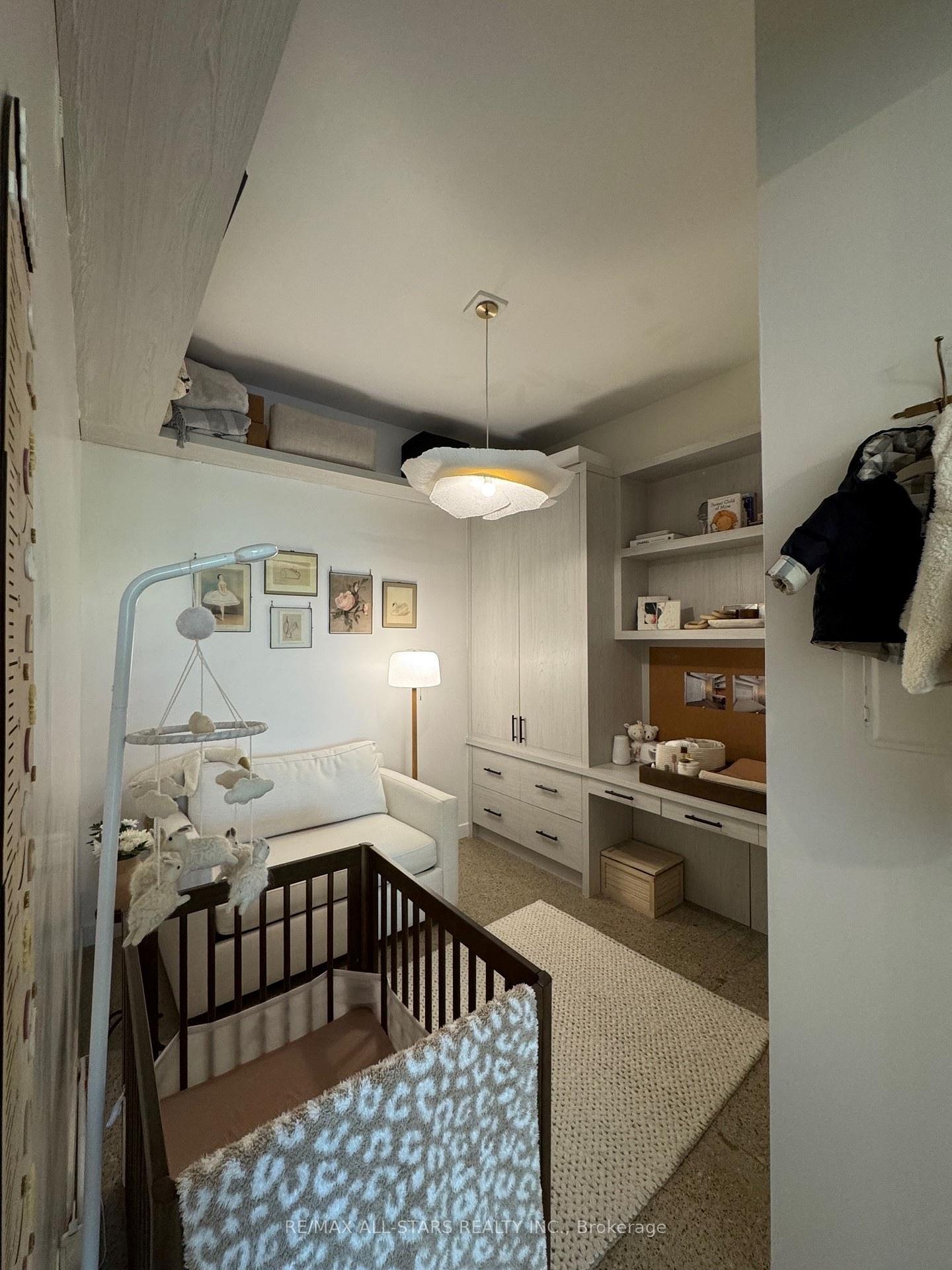 2 Bedrooms Condo at 510 King, Toronto For sale