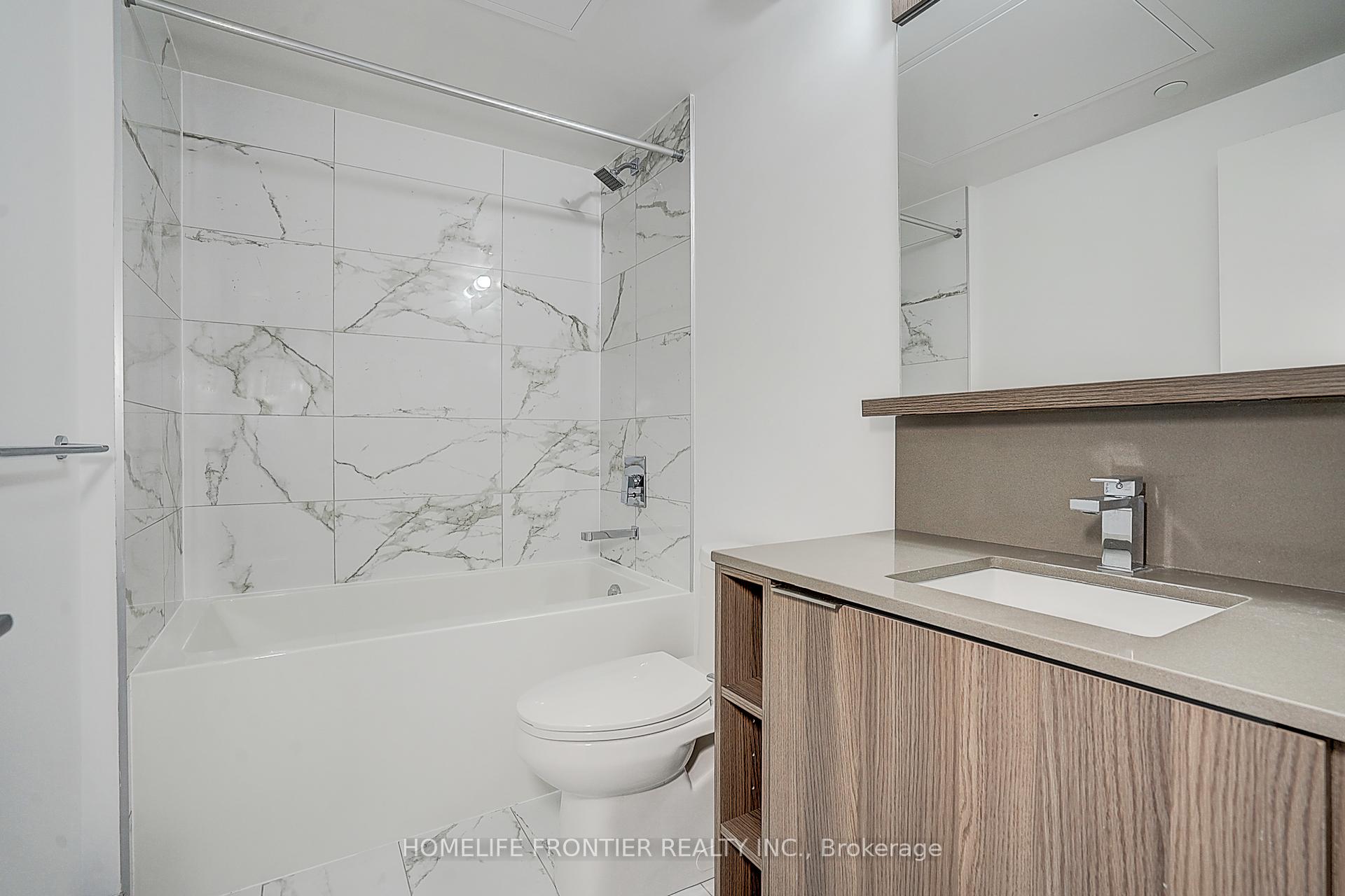 2 Bedrooms Condo at 85 Wood,  Toronto For sale