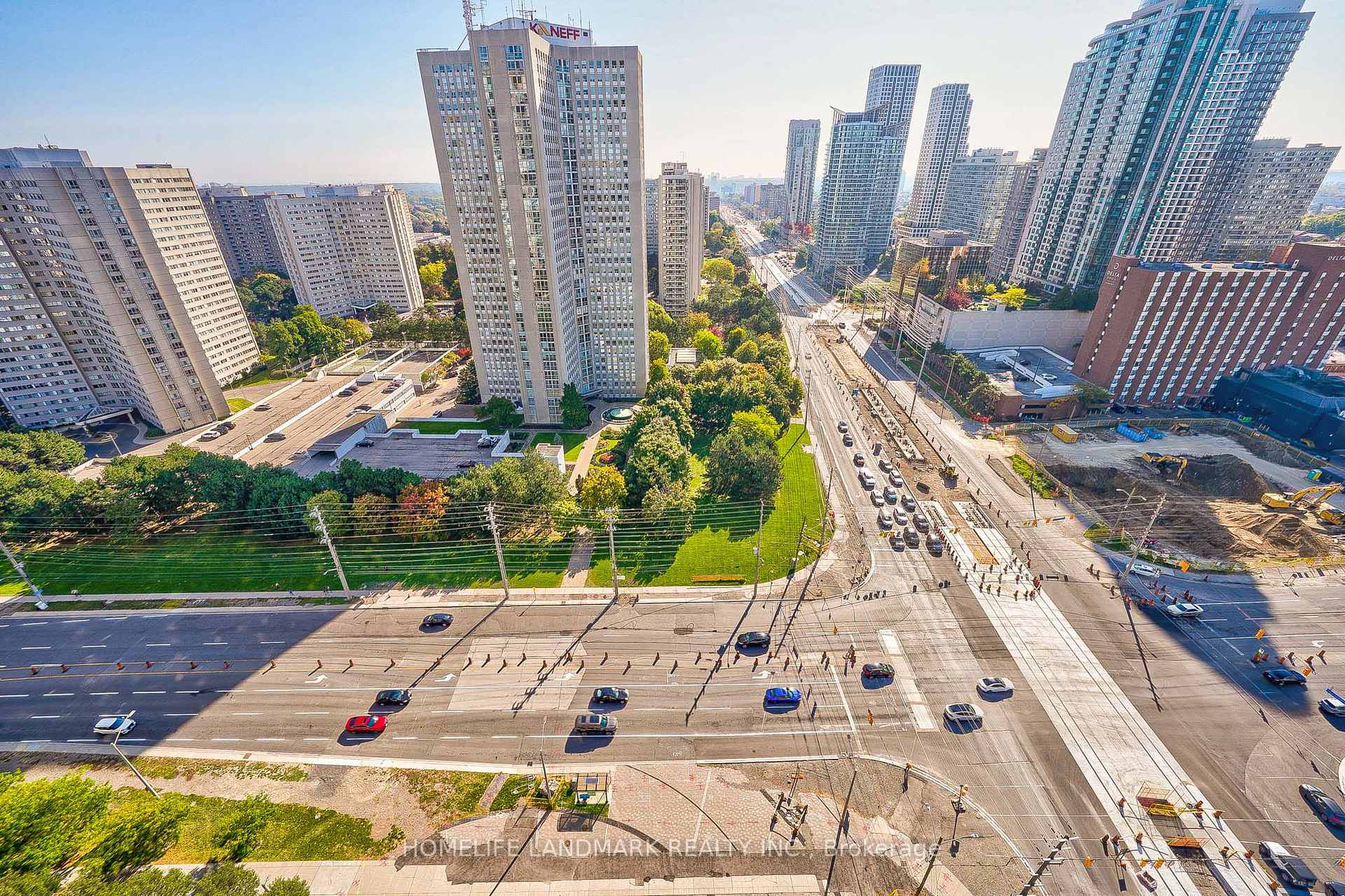 1 Bedroom Condo at 60 Absolute,  Mississauga For sale
