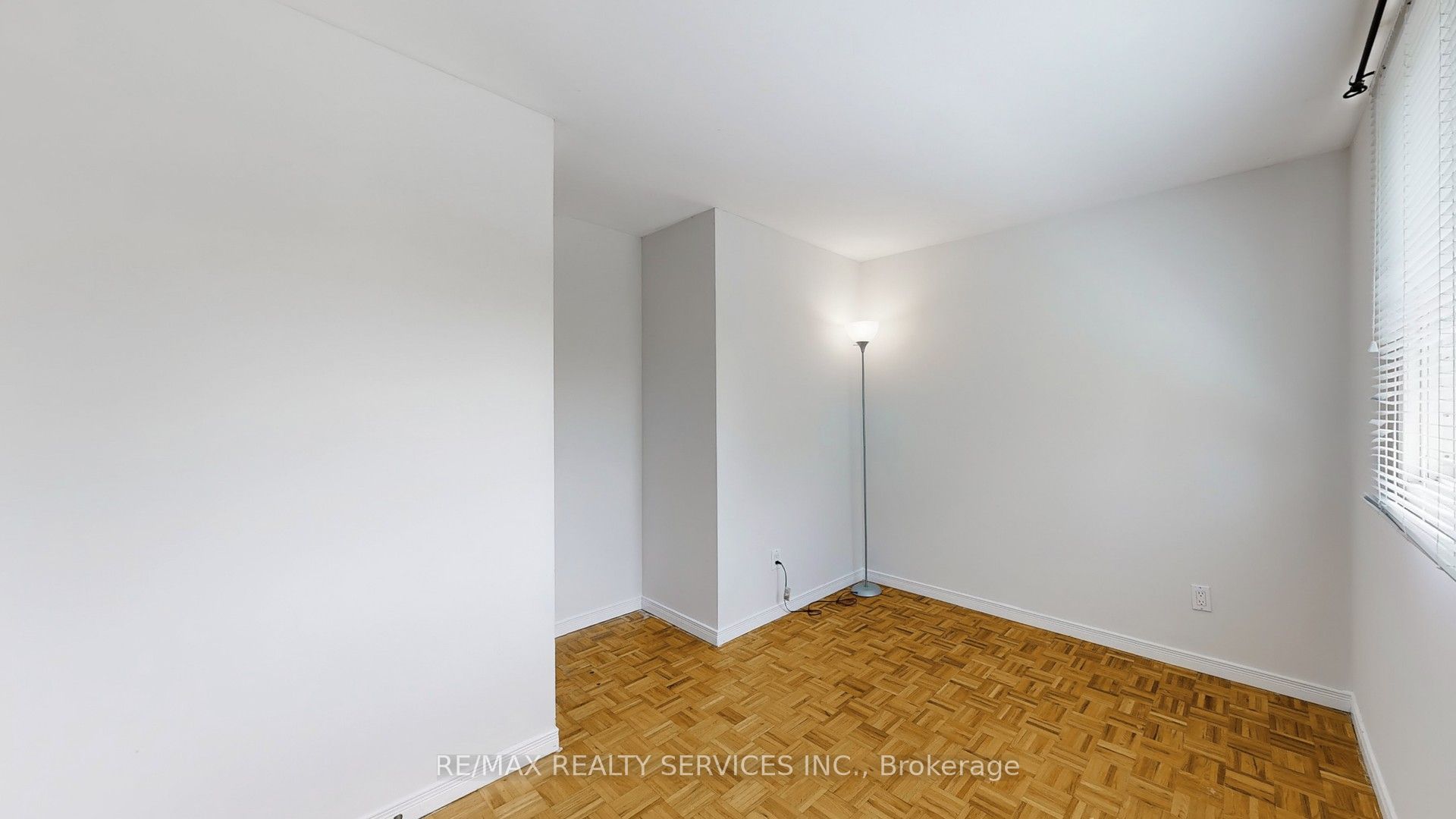 29 Gulliver Crescent
