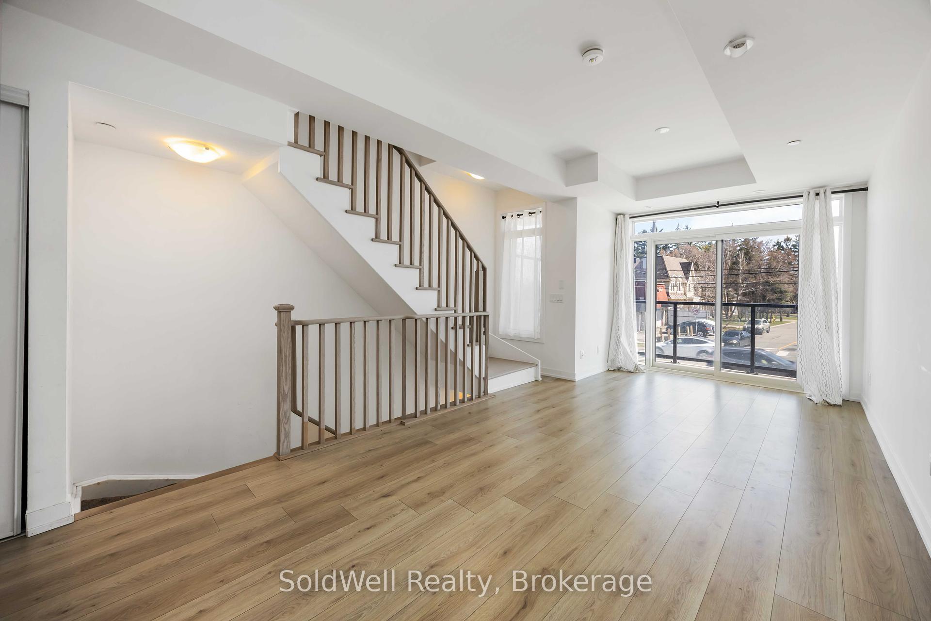 2 Bedrooms Condo at 266 Finch, Toronto For sale