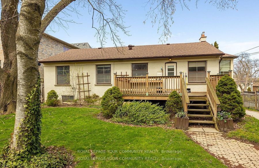 155 York Mills Road, Toronto, ON M2L 1K6