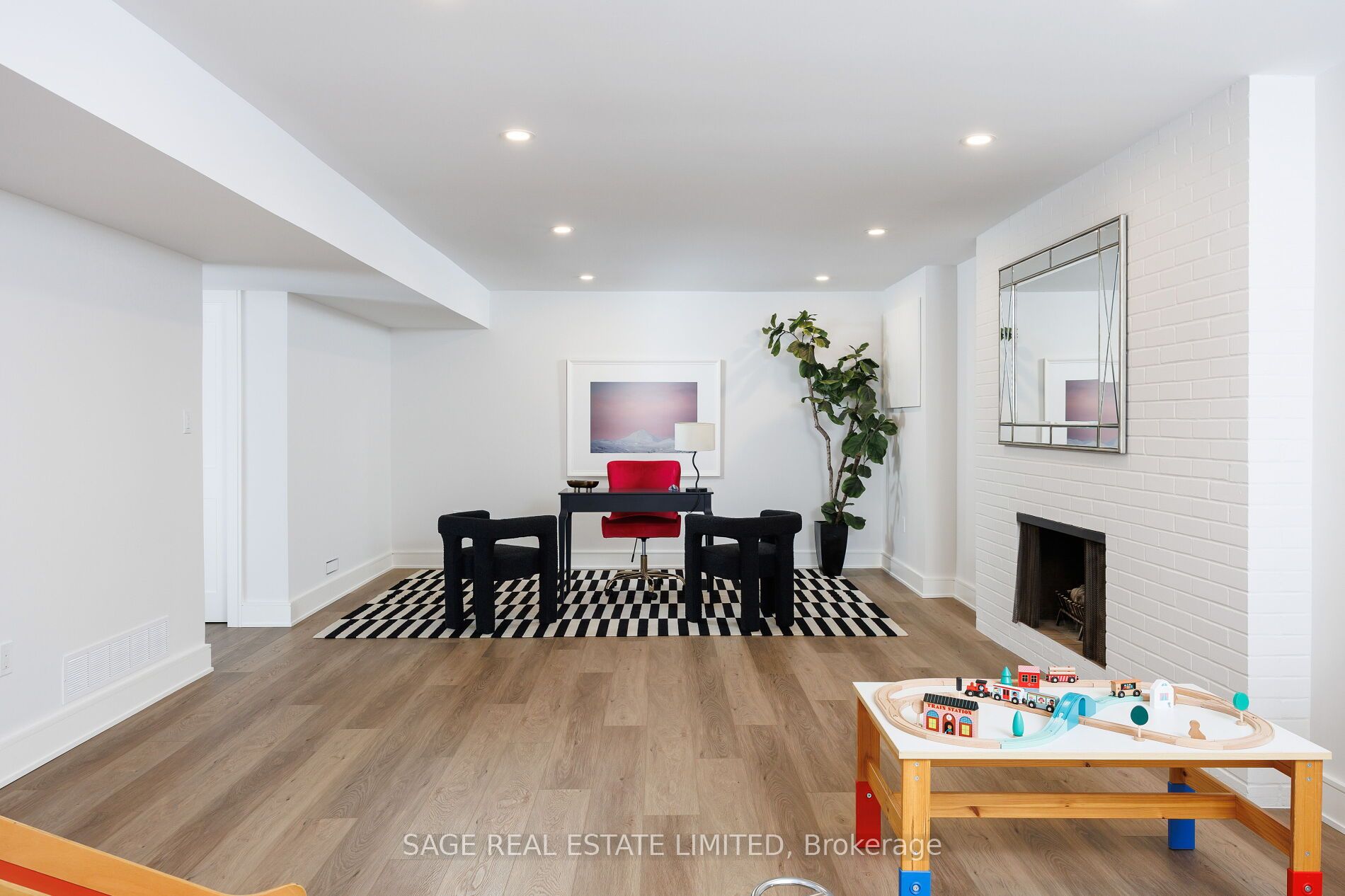 16 Ripplewood Road