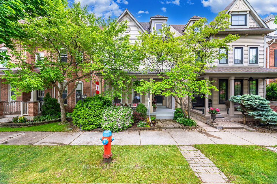 154 Roxton