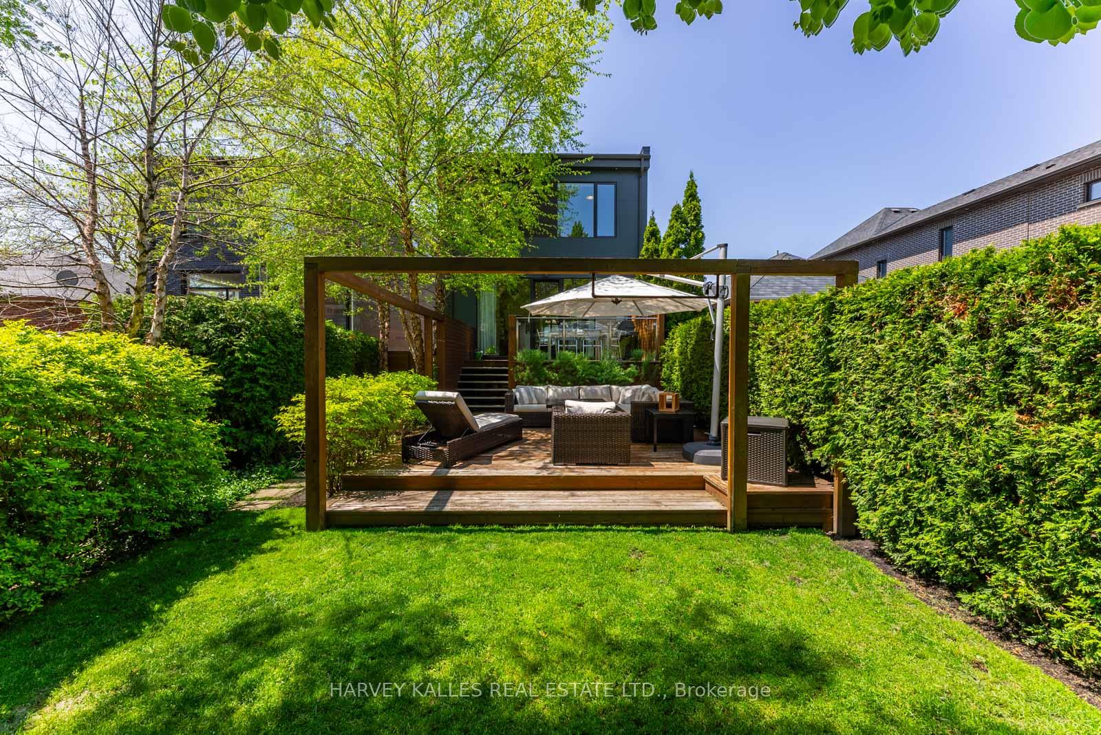 13 Barfield Avenue