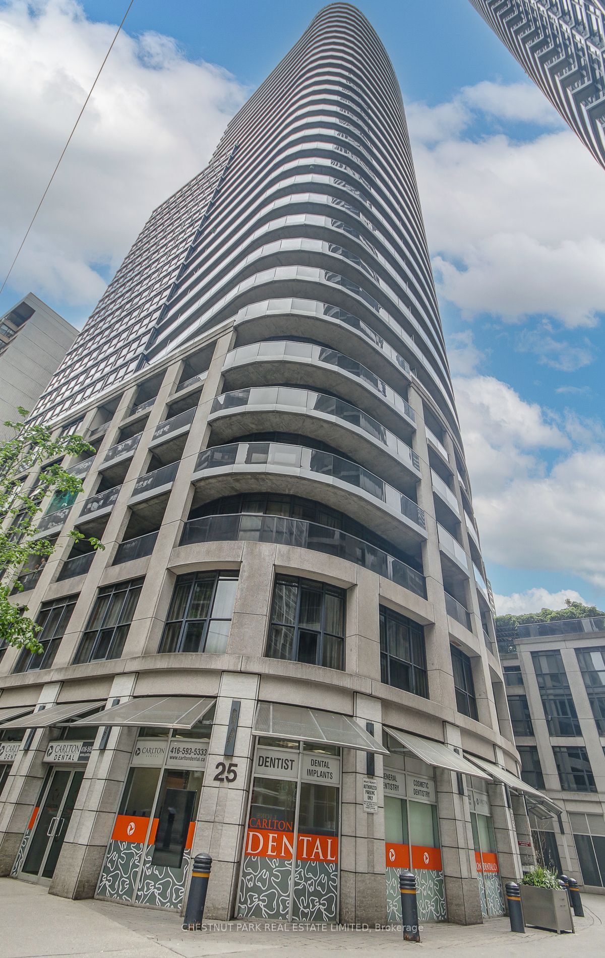25 Carlton Street, #3205