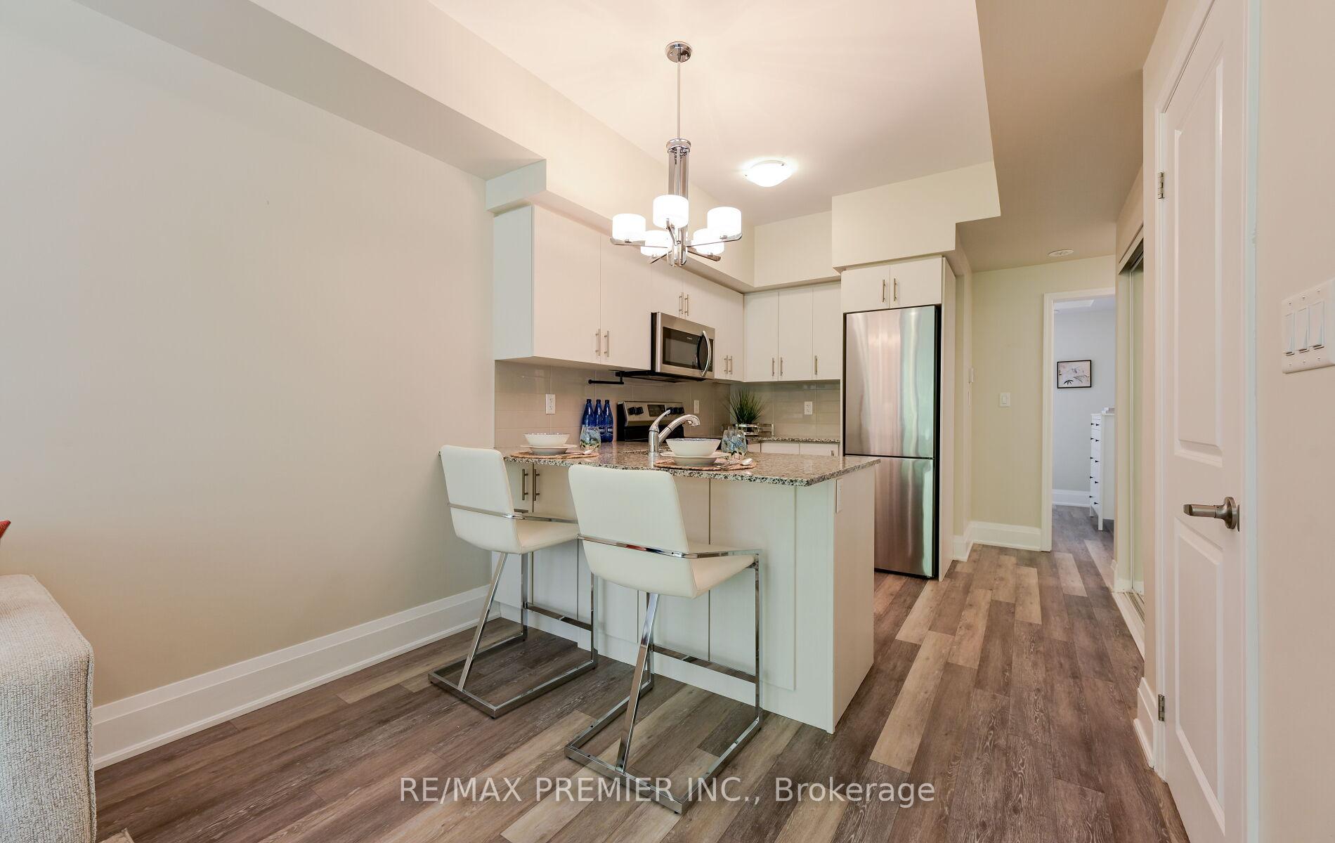 1 Bedroom Condo at 30 Fieldway, Toronto For sale