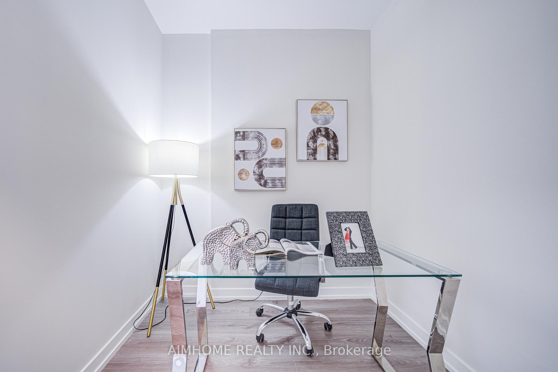 2 Bedrooms Condo at 10 De Boers, Toronto For sale