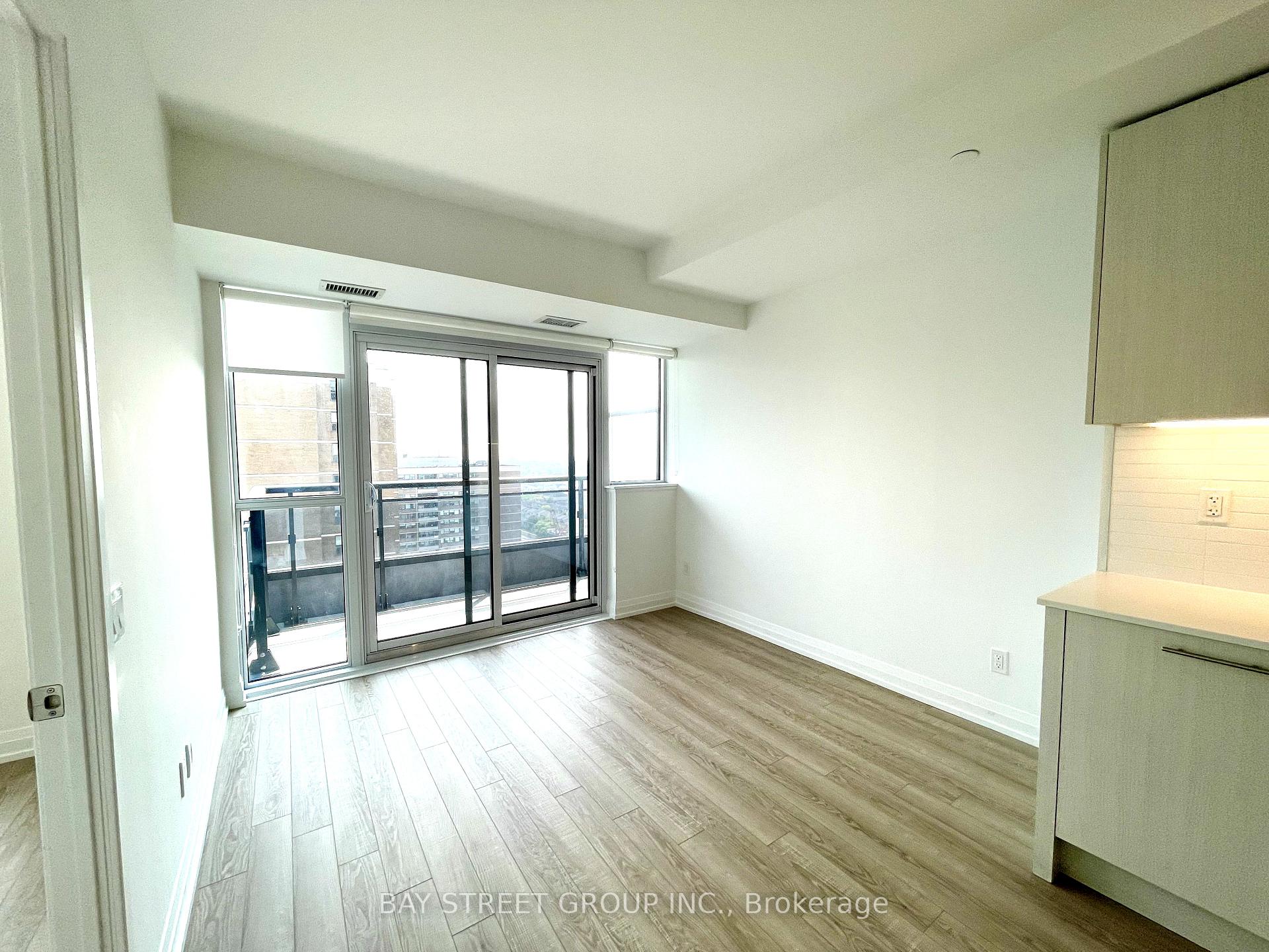 2 Bedrooms Condo at 286 Main, Toronto For sale