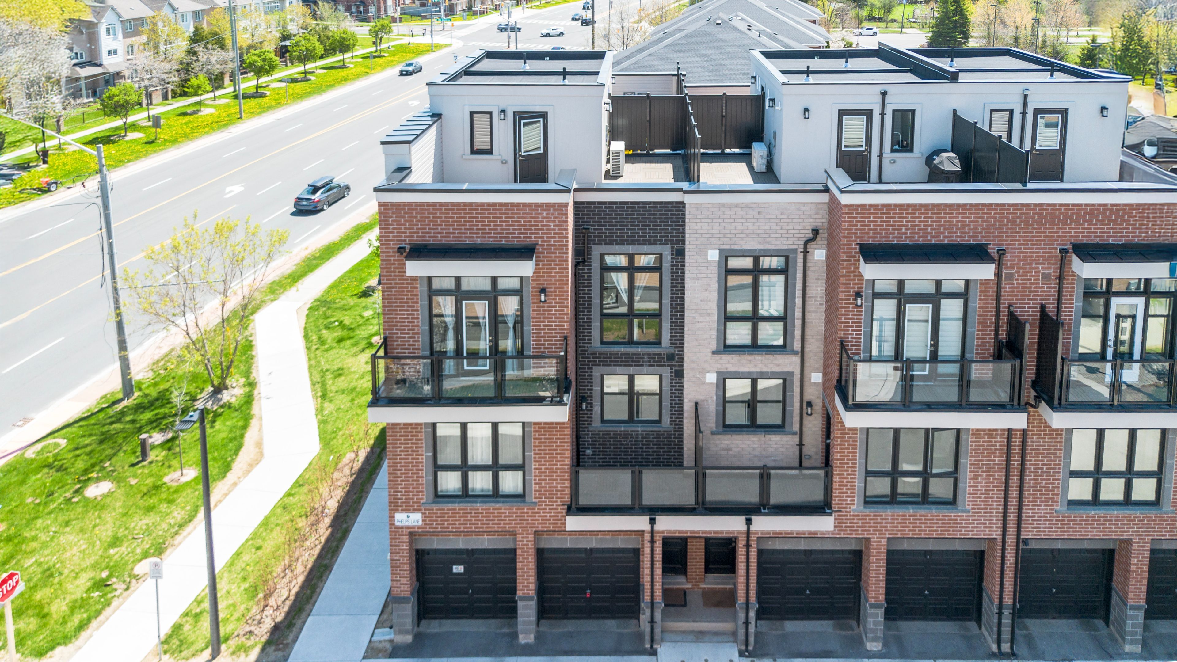 9 Phelps Lane 270