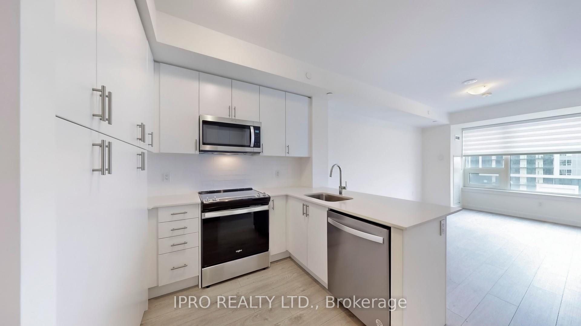 2 Bedrooms Condo at 3200 William Coltson, Oakville For sale