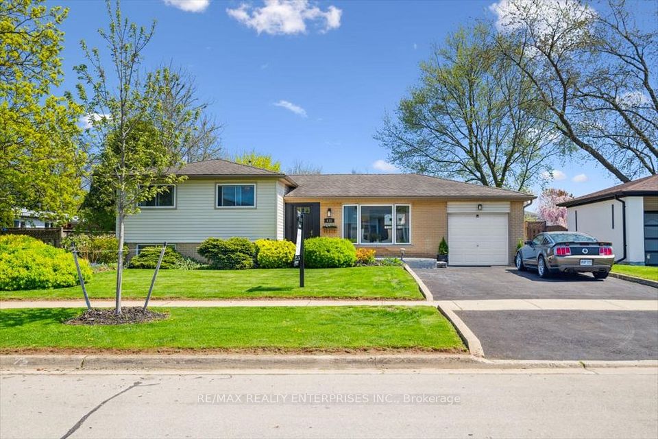413 Yale