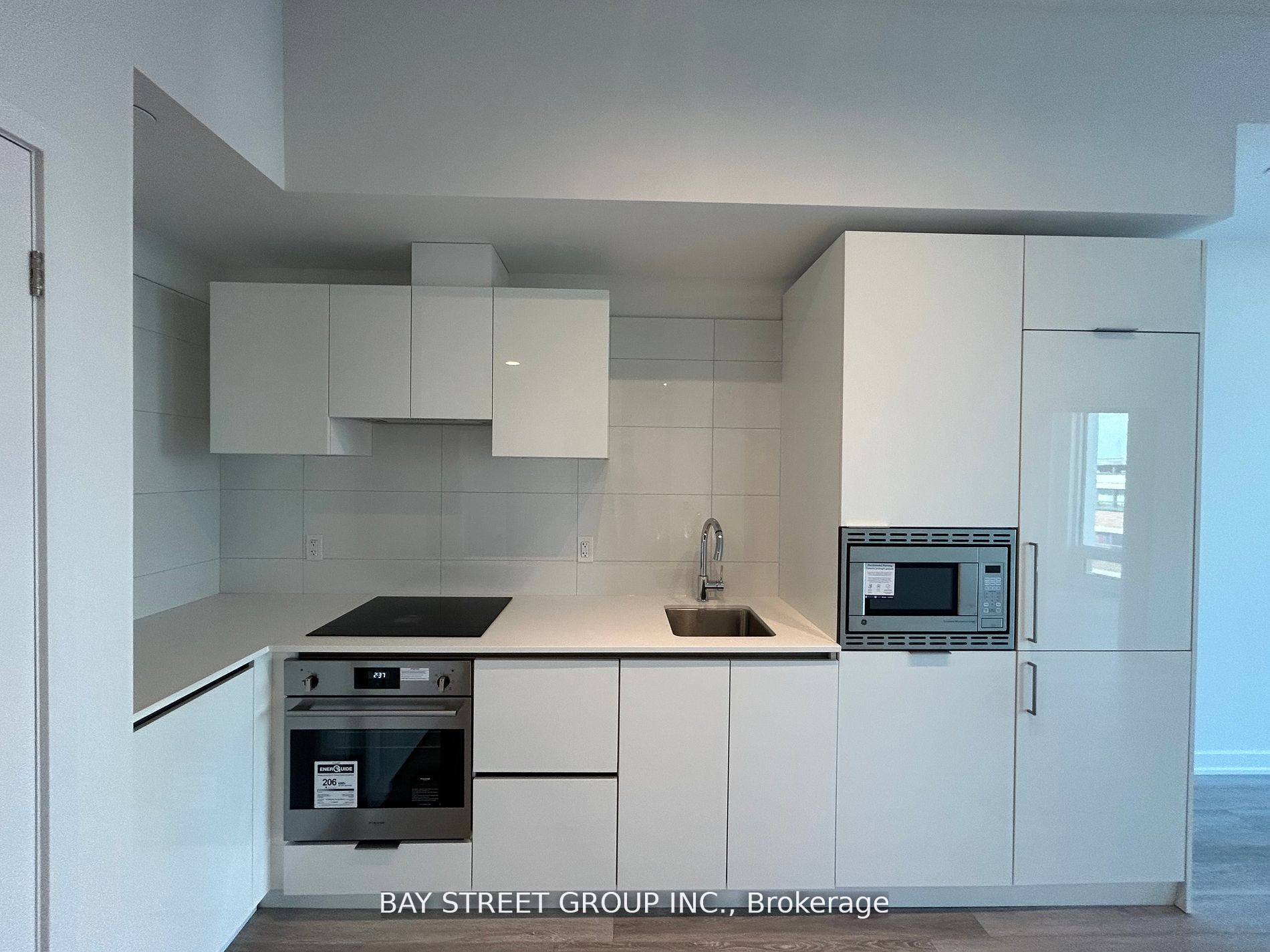 121 St Patrick Street, #1424
