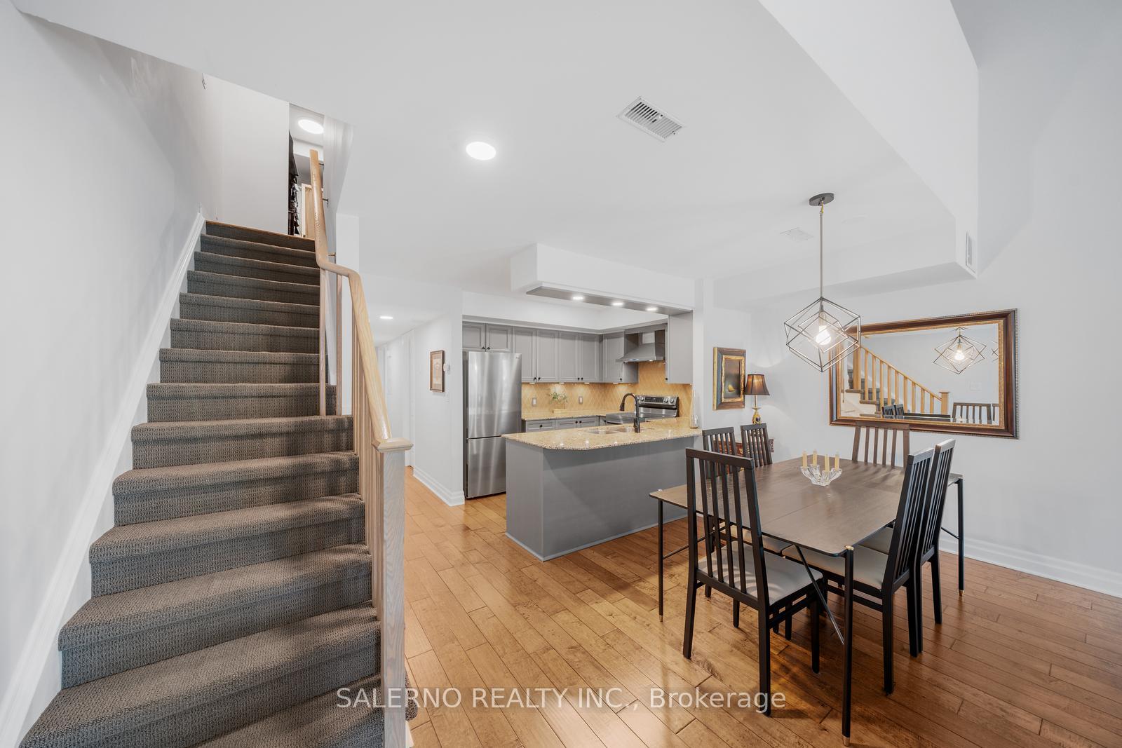 3 Bedrooms Condo at 128 Aerodrome, Toronto For sale