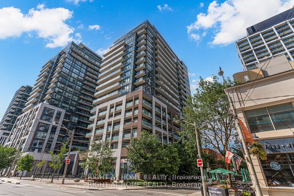460 Adelaide