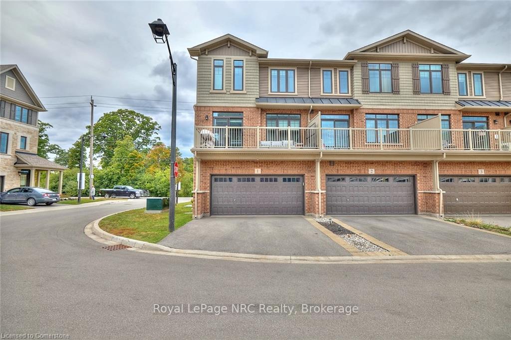 3 Bedrooms Condo at 288 Glover, Hamilton For sale