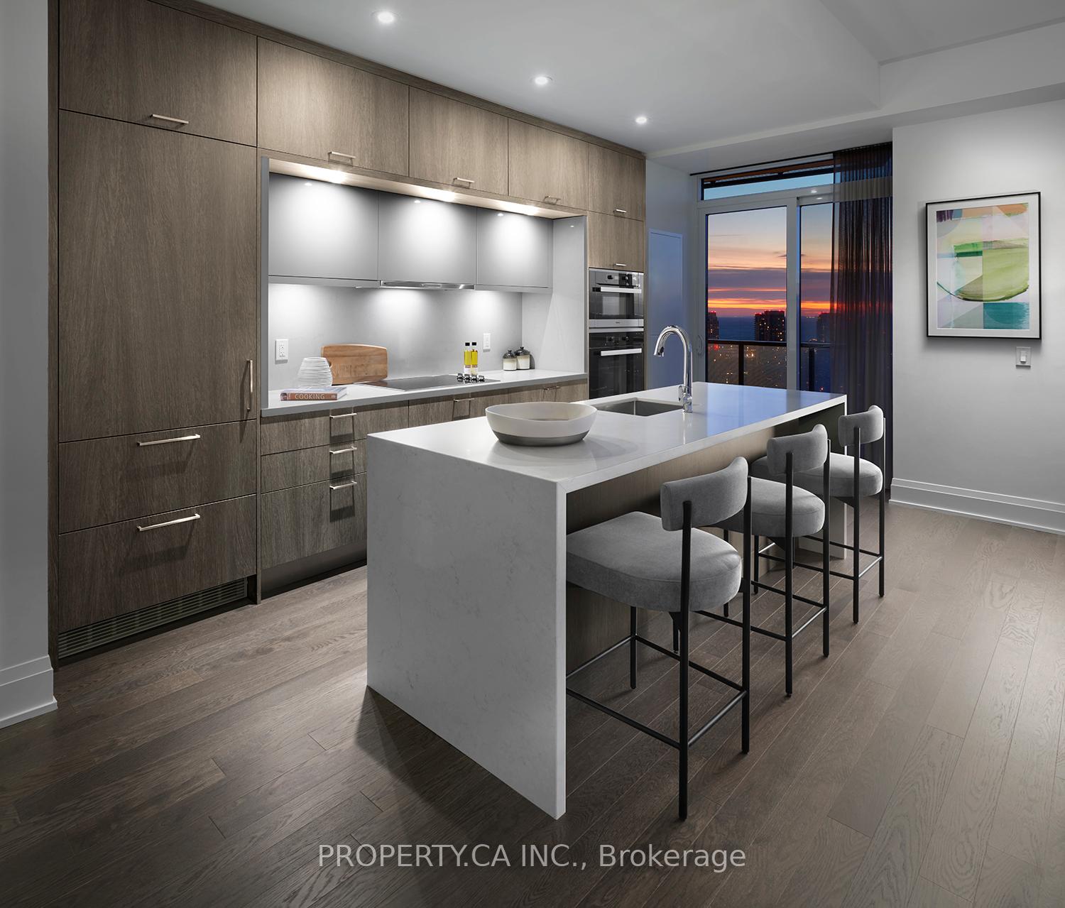3 Bedrooms Condo at 470 Front, Toronto For sale