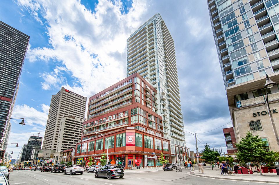 #1810 - 33 Helendale Avenue, Toronto, ON M4R 0A4
