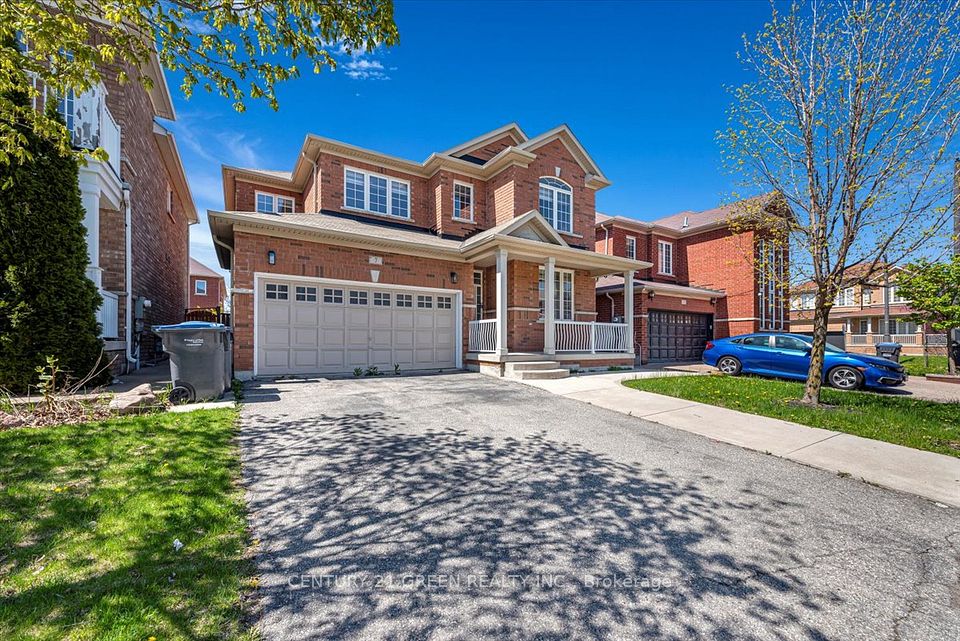 7 Accent Circle, Brampton, ON L7A 0L2