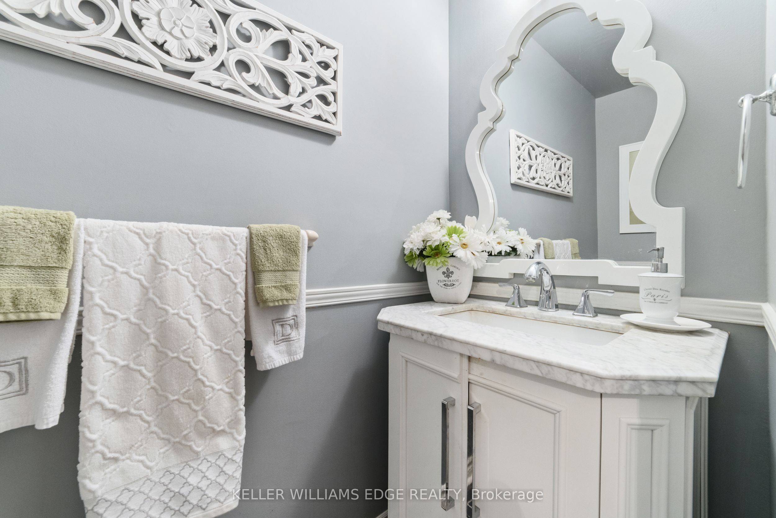 2095 Fallingbrook Court