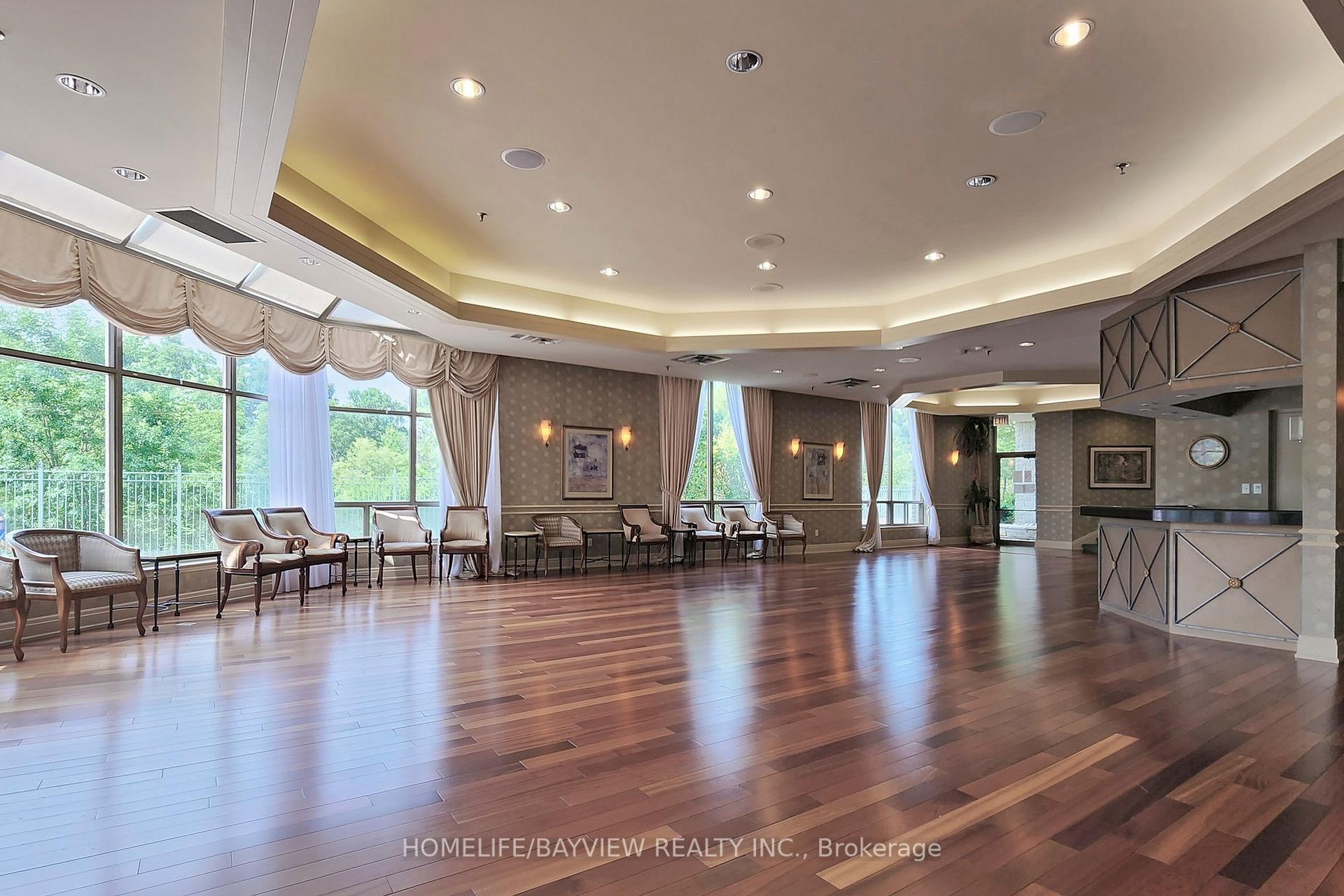 4 Bedrooms Condo at 168 Bonis, Toronto For sale