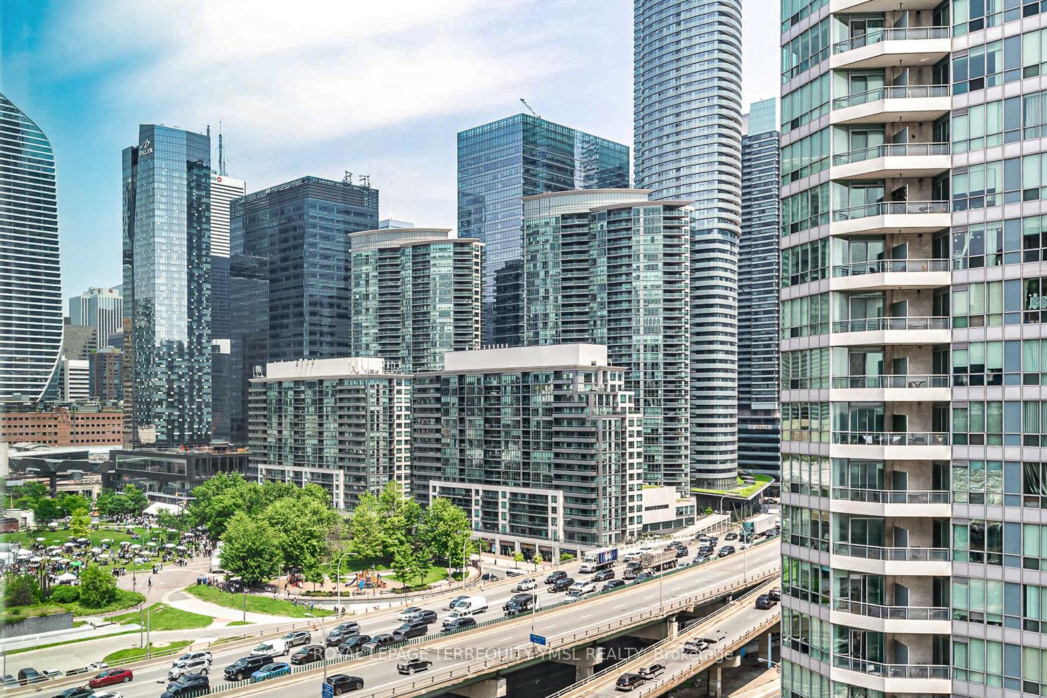 1 Bedroom Condo at 250 Queens, Toronto For sale