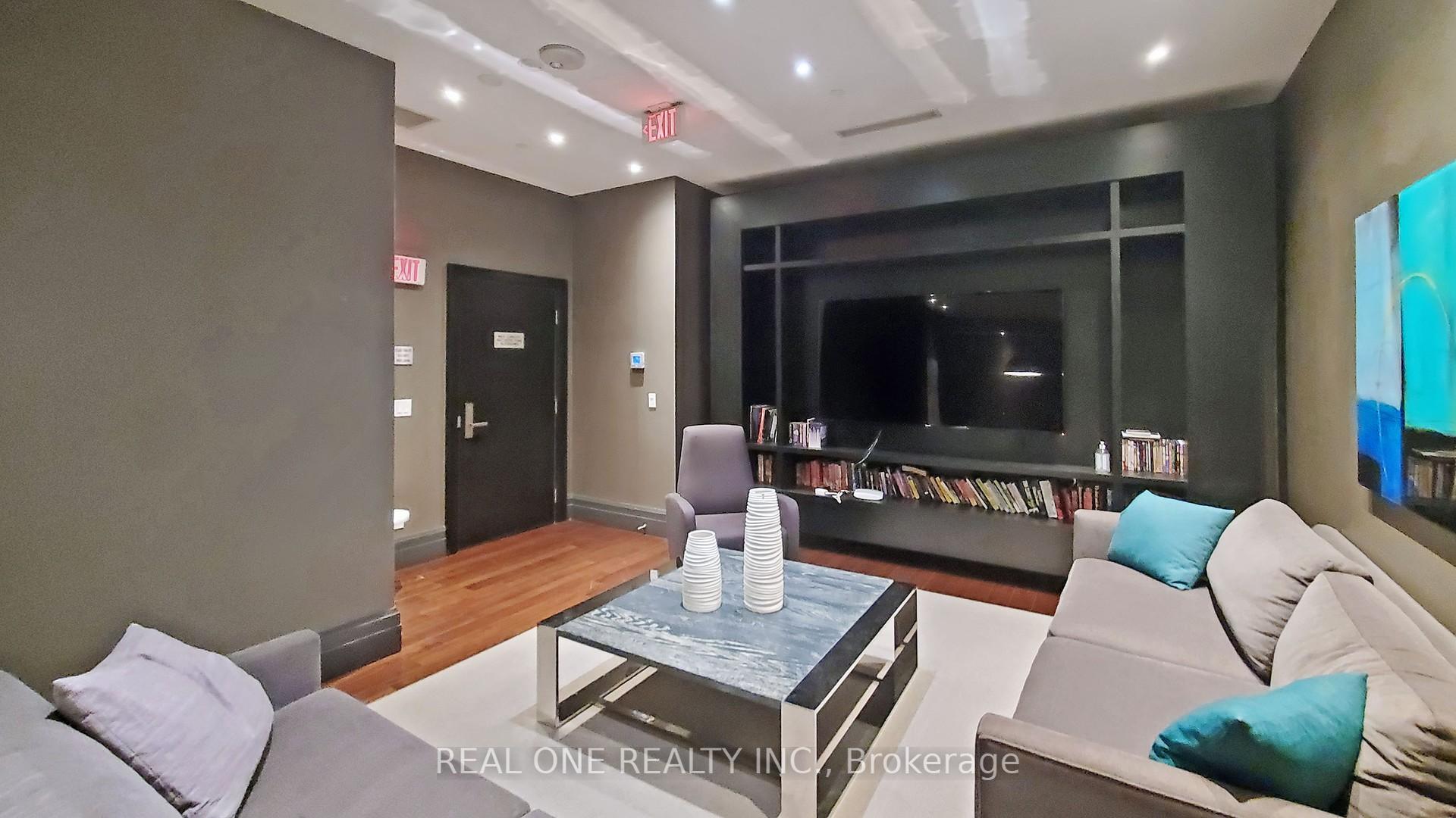 1 Bedroom Condo at 55 SPEERS, Oakville For sale