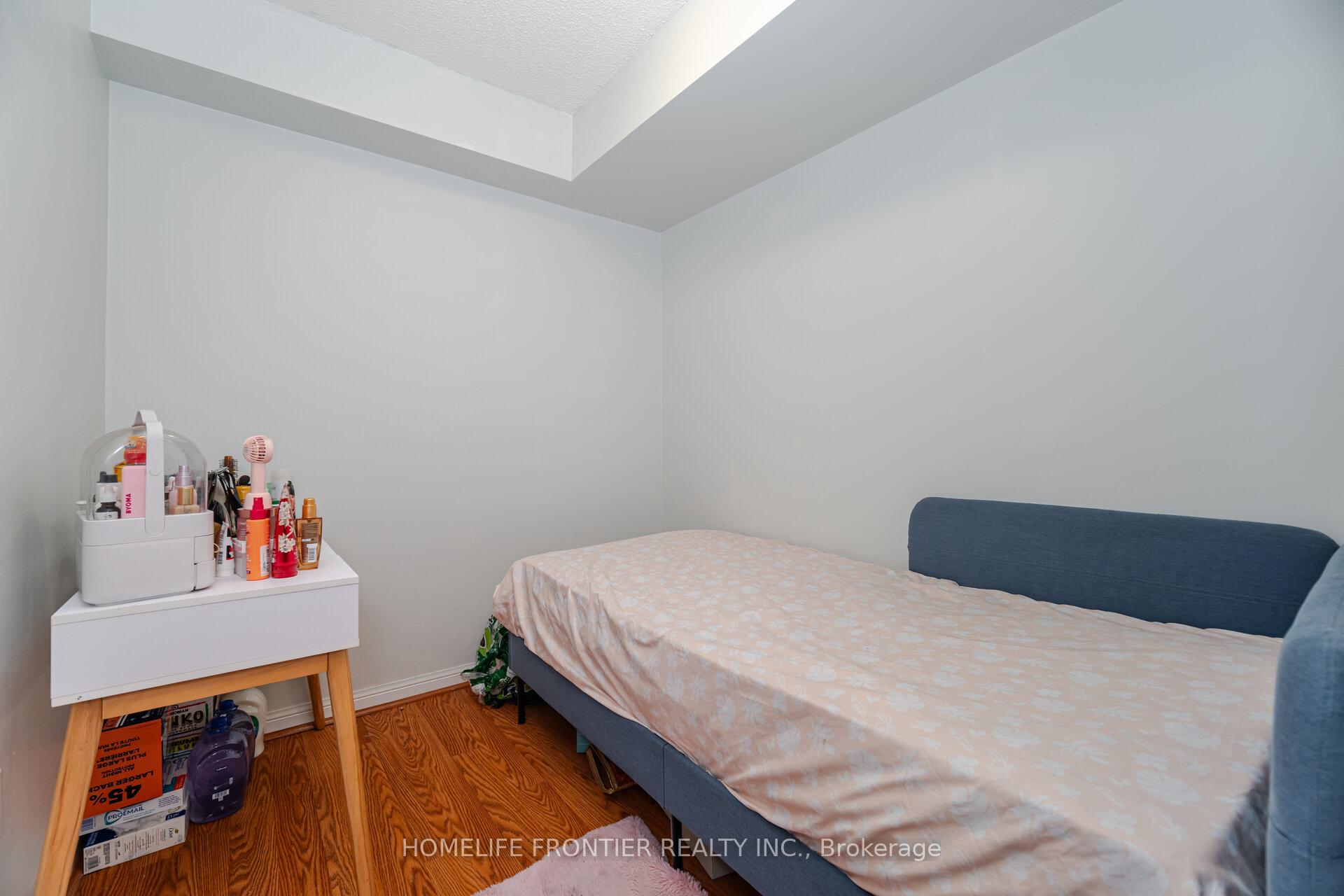 2 Bedrooms Condo at 5225 Finch,  Toronto For sale