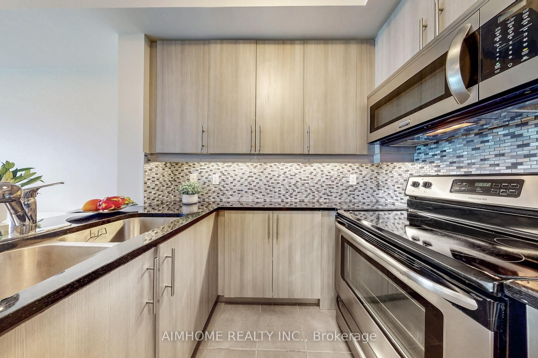 8110 Birchmount Road, #1004