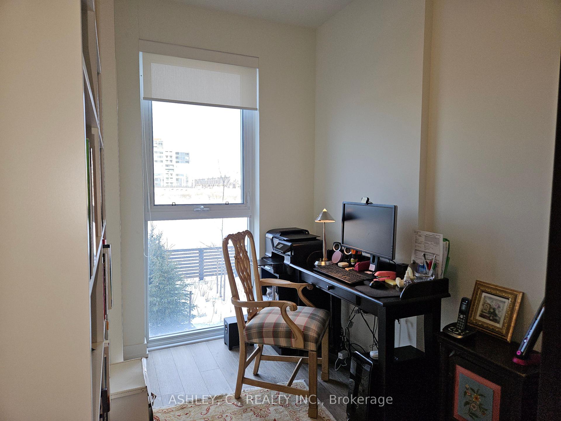 3 Bedrooms Condo at 345 Wheat Boom,  Oakville For sale