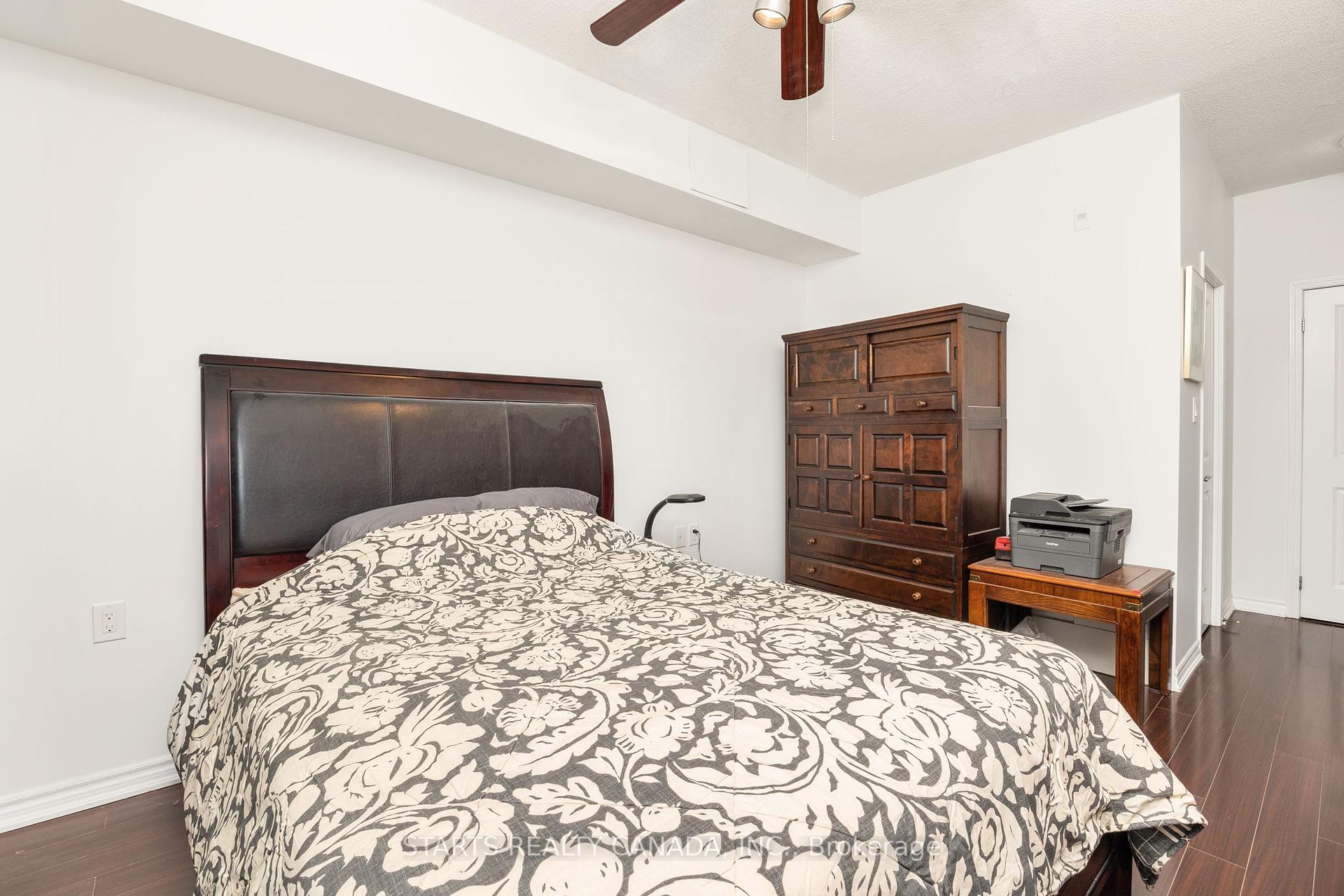 2 Bedrooms Condo at 920 Sheppard,  Toronto For sale