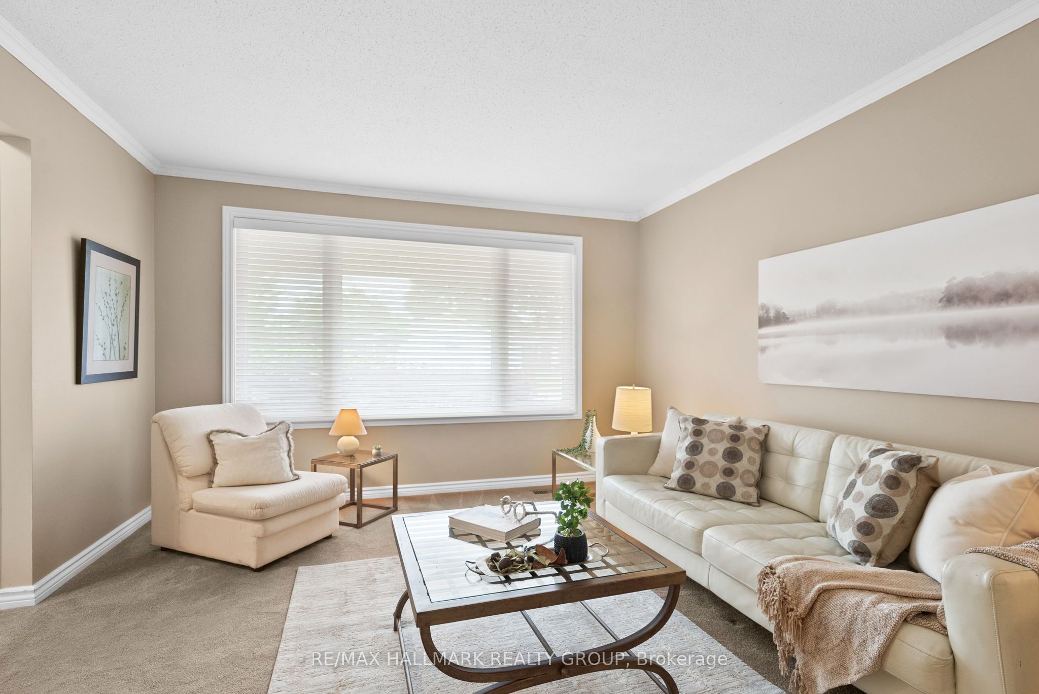 2143 Hubbard Crescent
