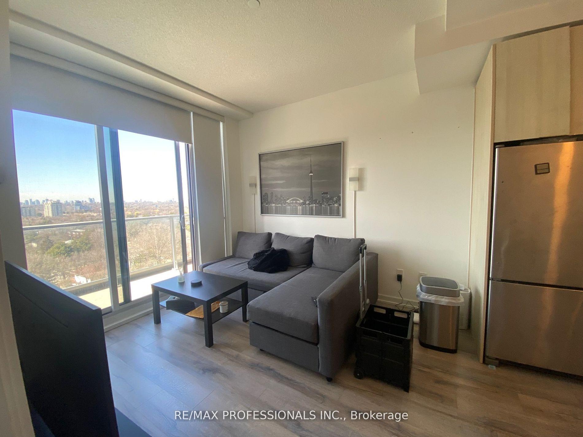 2 Bedrooms Condo at 52 Forest Manor, Toronto For sale