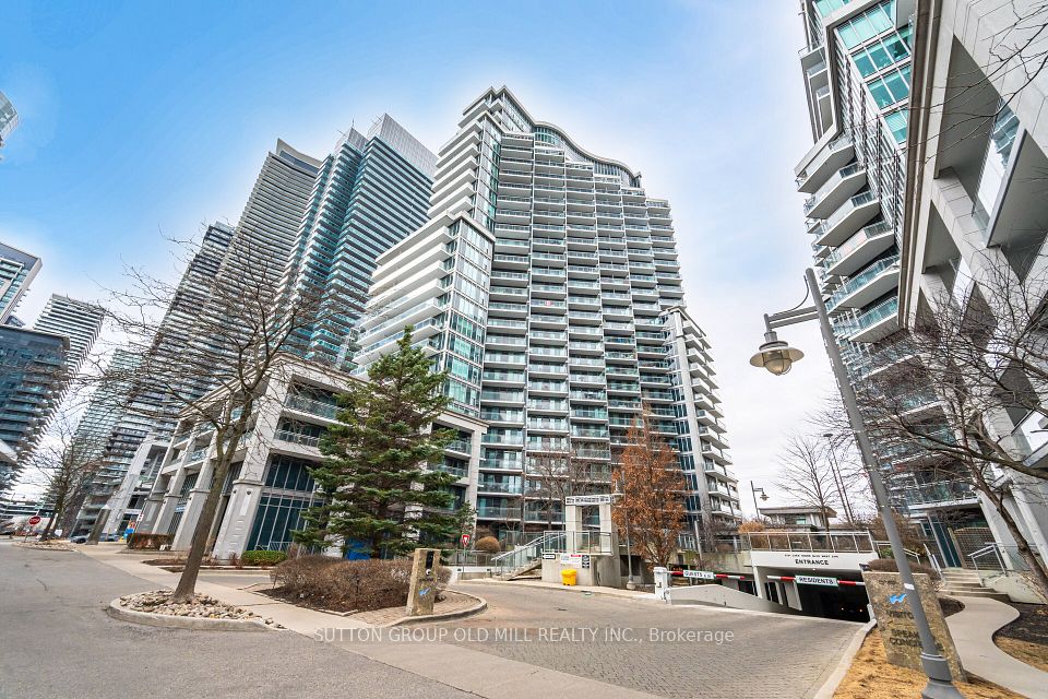2121 Lake Shore Boulevard