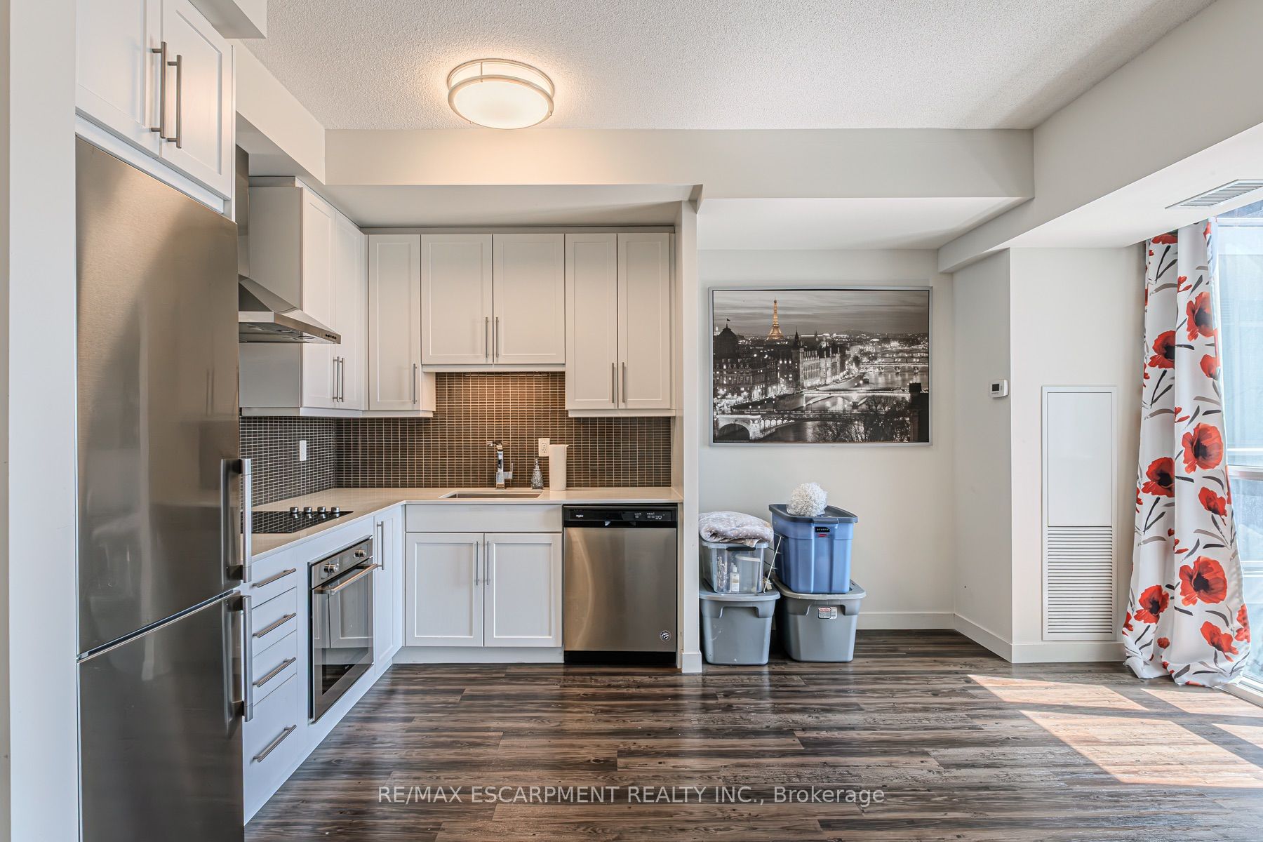 2093 Fairview Street, #809