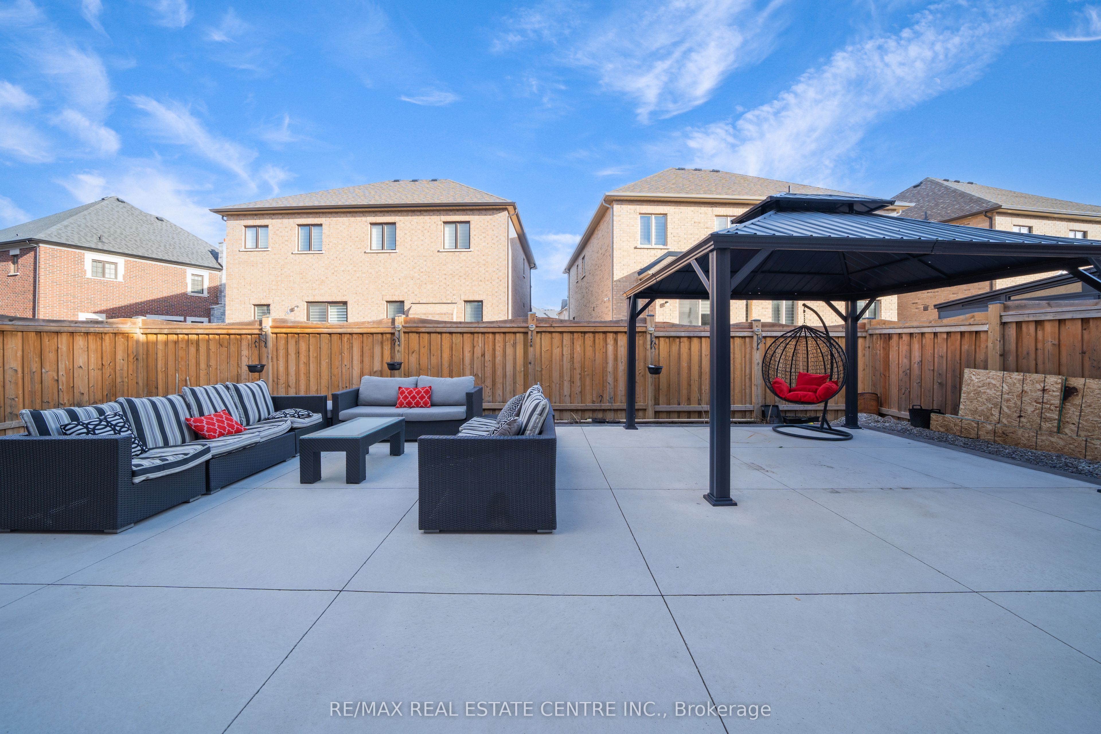 5 Carl Finlay Drive