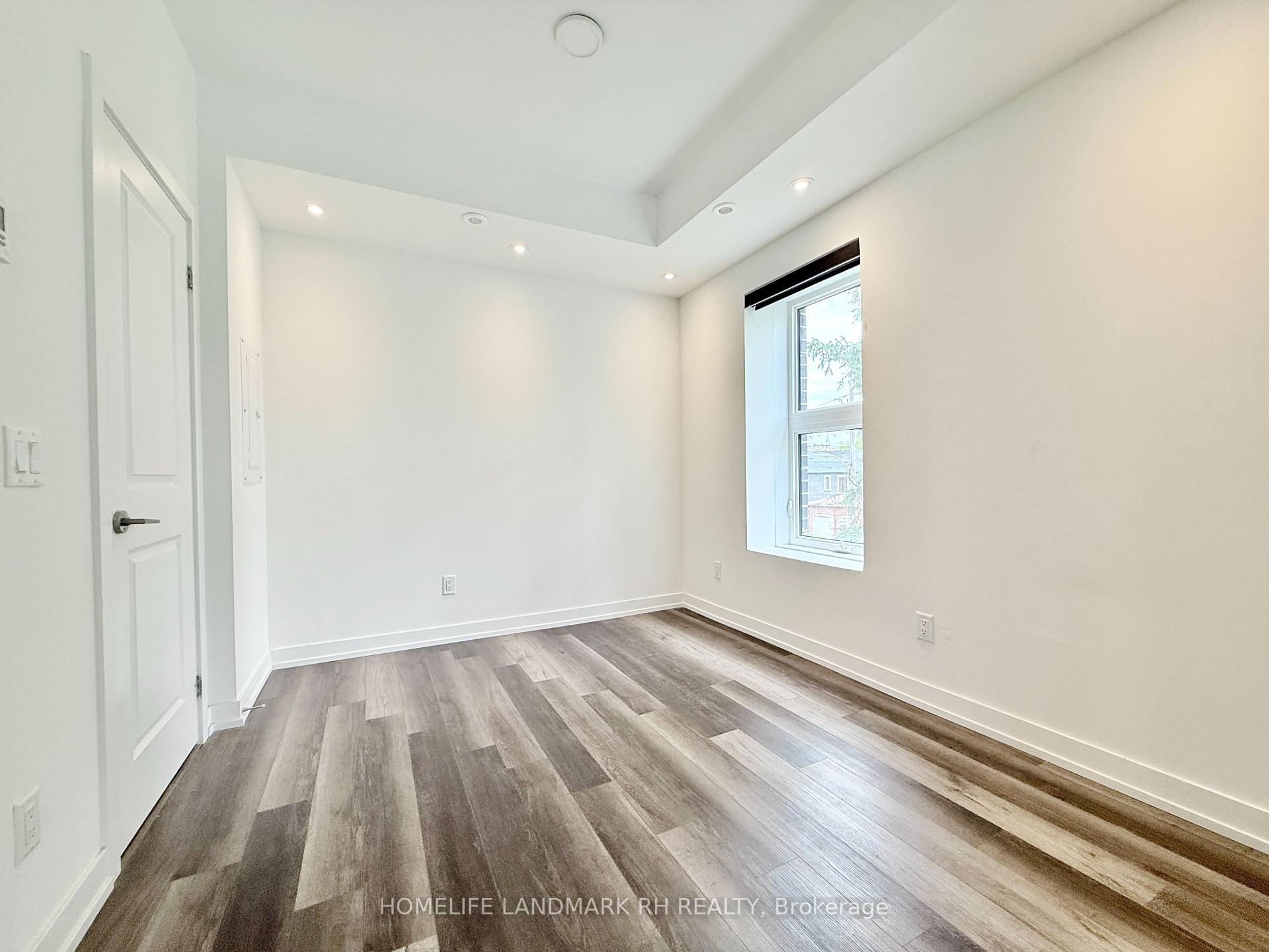 2 Bedrooms Condo at 268 Finch, Toronto For sale