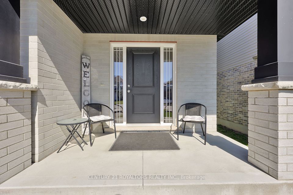 14 Chamberlain Avenue, Ingersoll, ON N5C 0C6