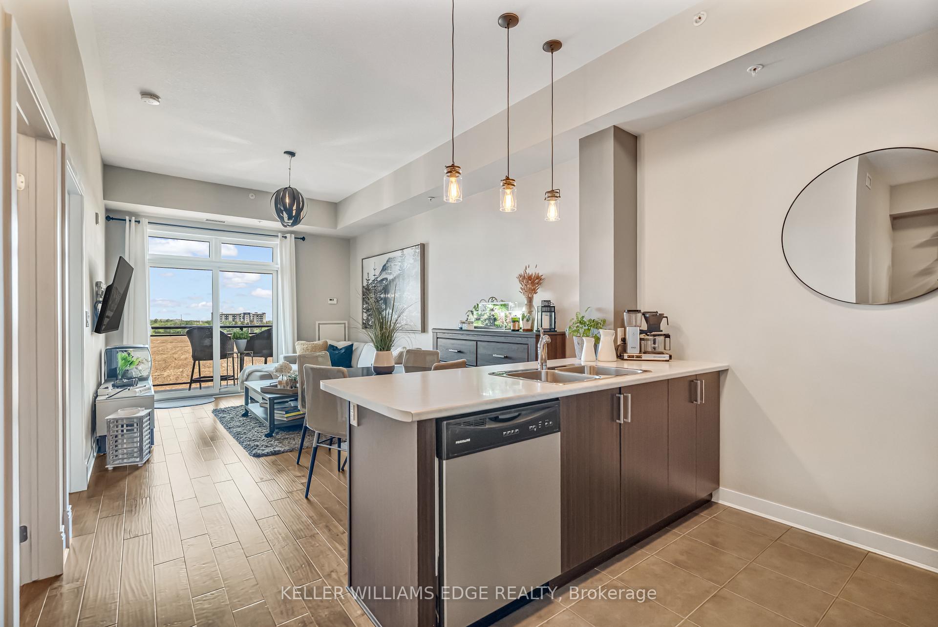 1 Bedroom Condo at 5010 Corporate, Burlington For sale