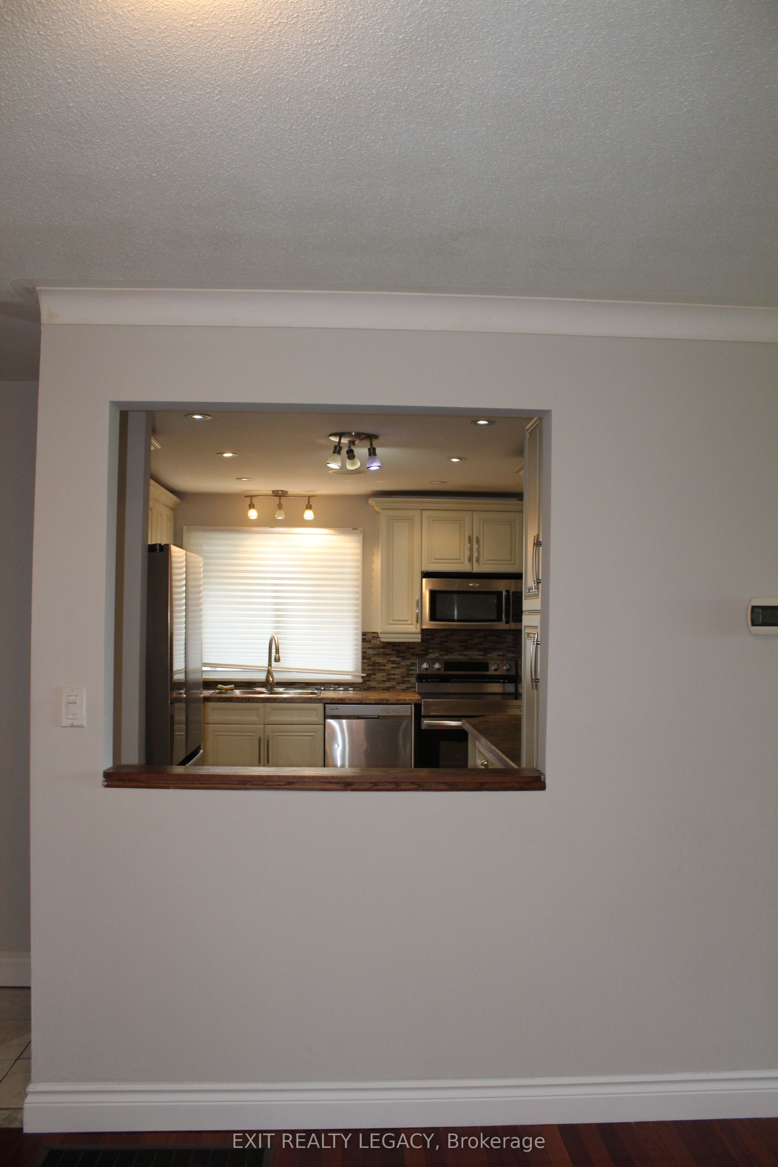 89 Bond Crescent