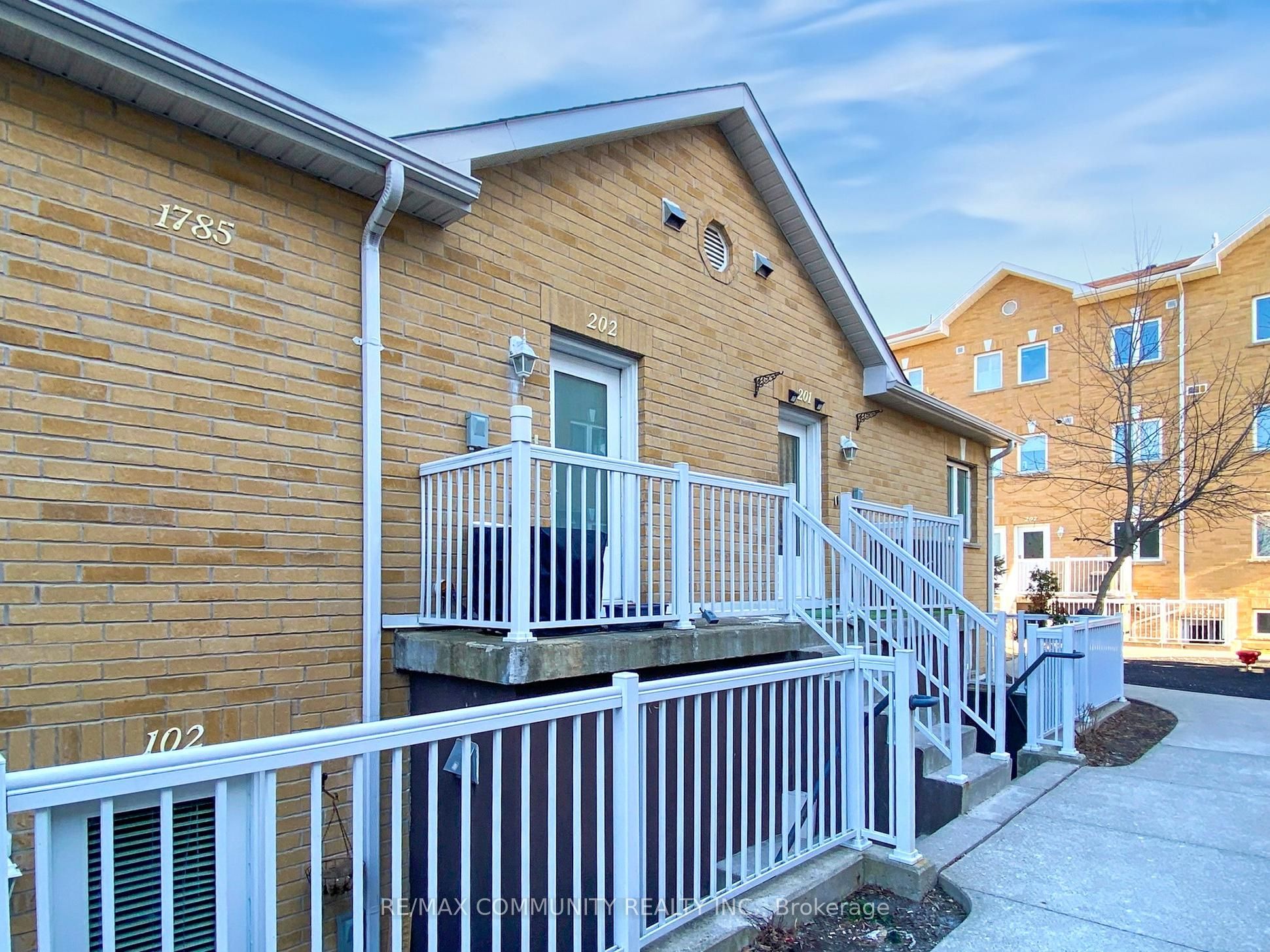 1785 Markham Road, #101