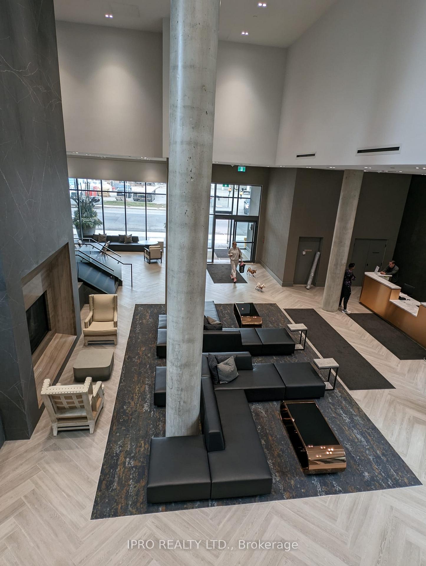 1 Bedroom Condo at 2450 Old Bronte, Oakville For sale