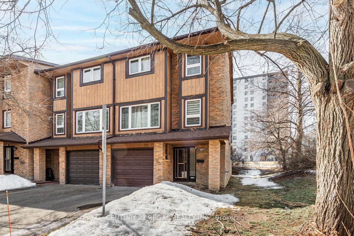 3 Bedrooms Condo at 2359 Birchmount, Toronto For sale