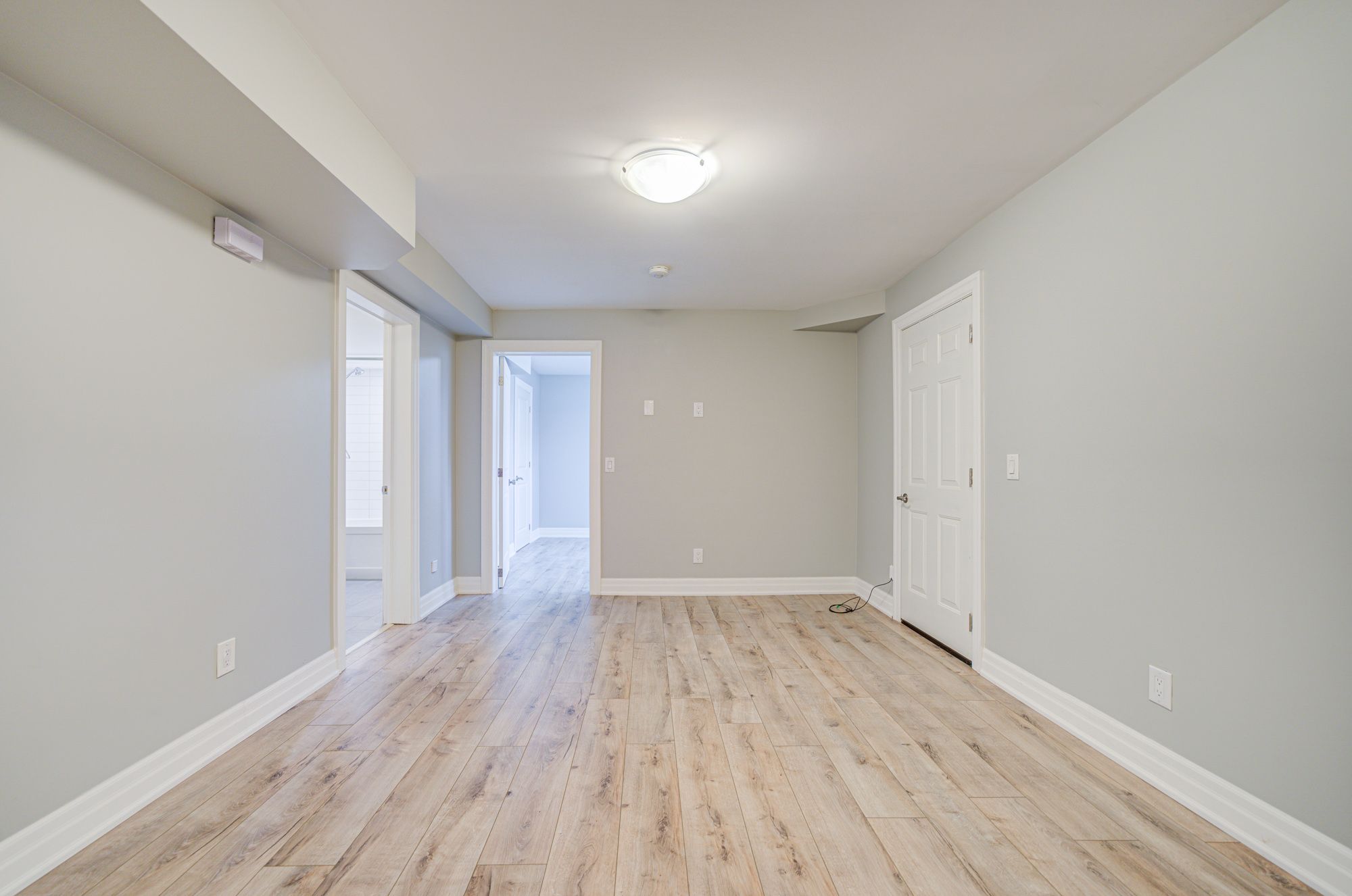 125 Dell Park Avenue Bsmt