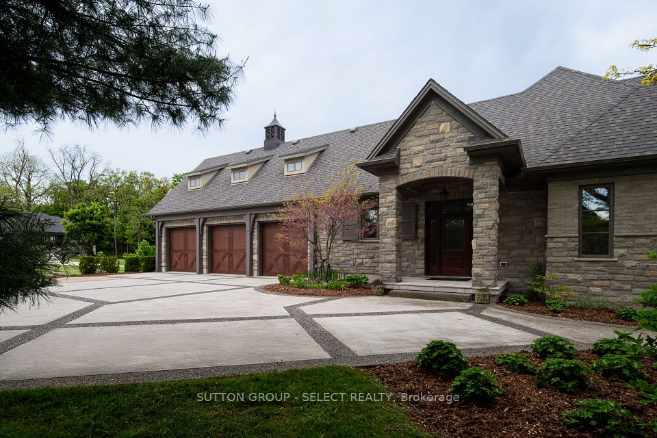 1011 Cherrygrove