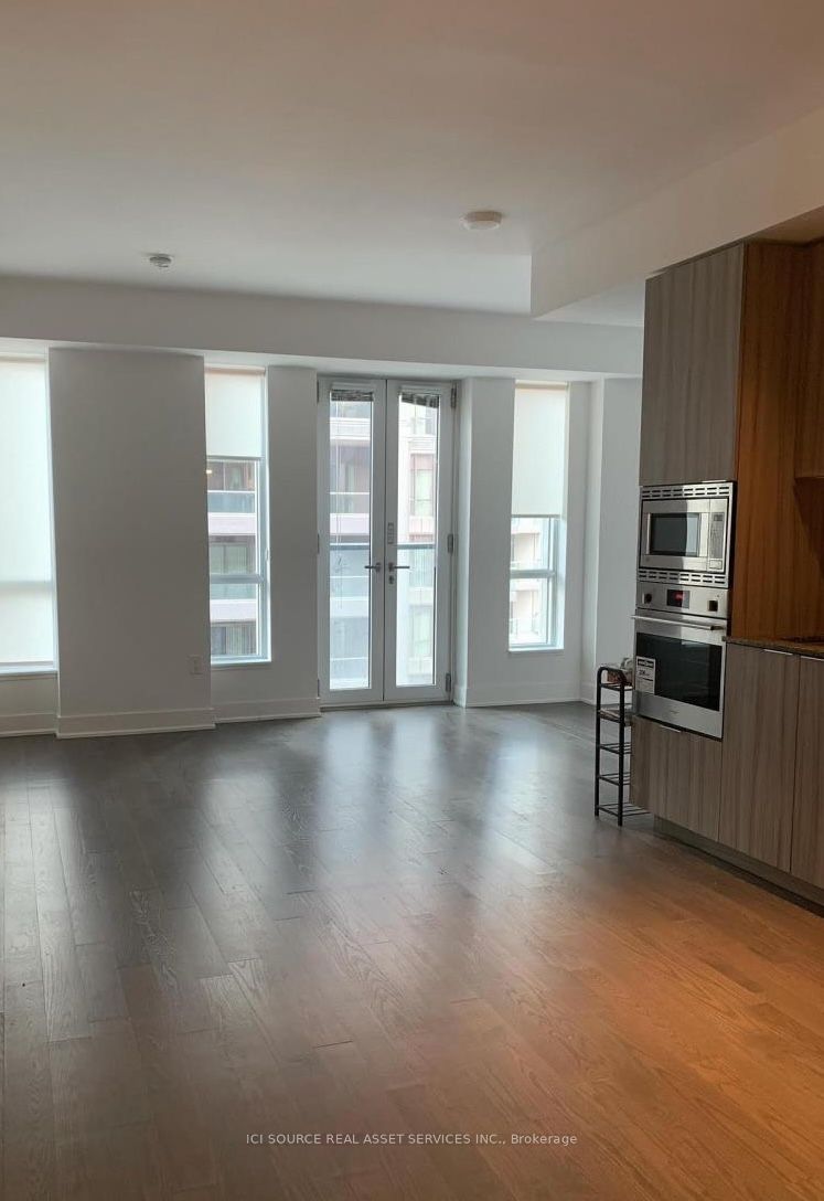 955 Bay Street, #611