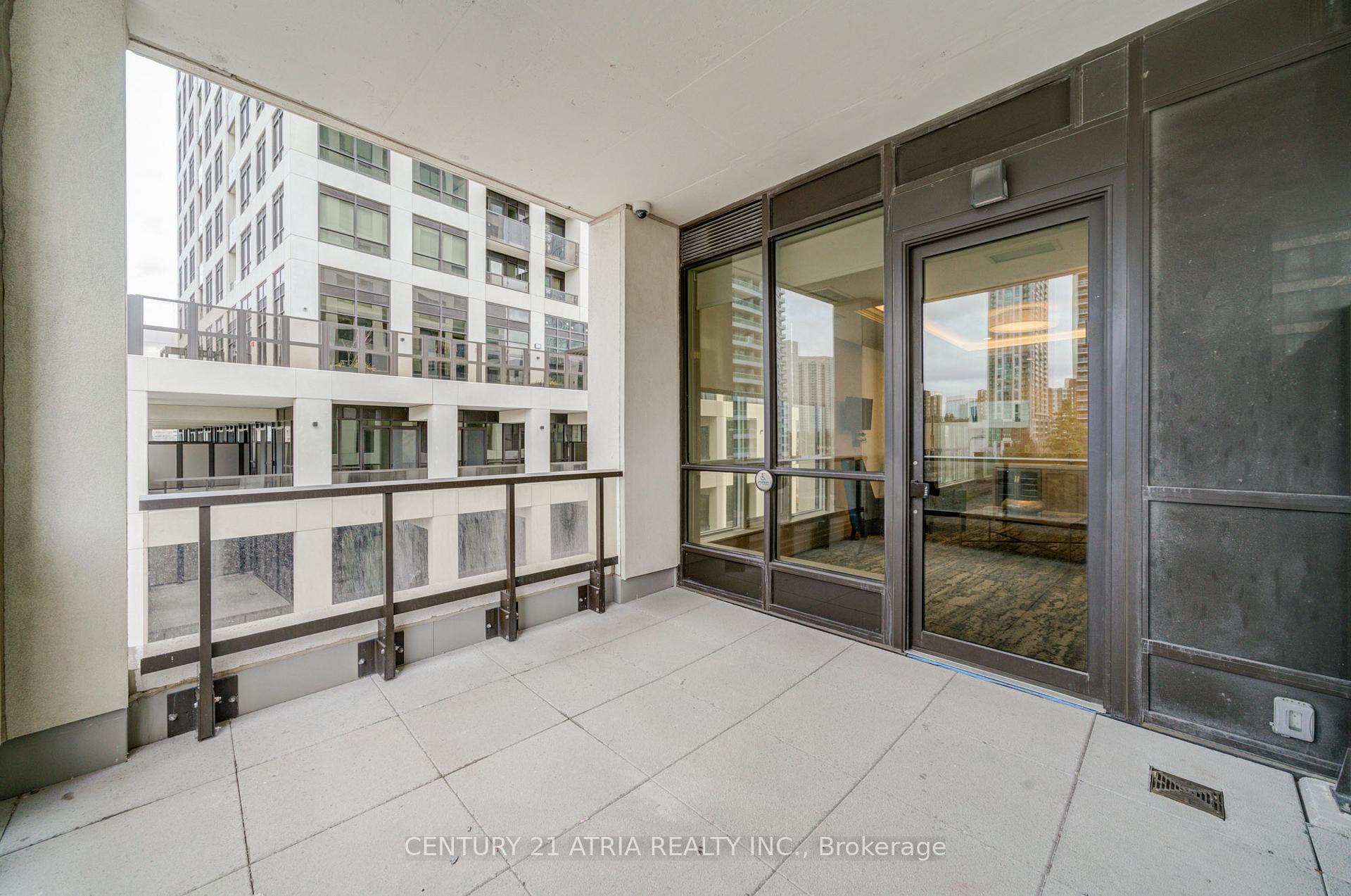 2 Bedrooms Condo at 36 Elm,  Mississauga For sale