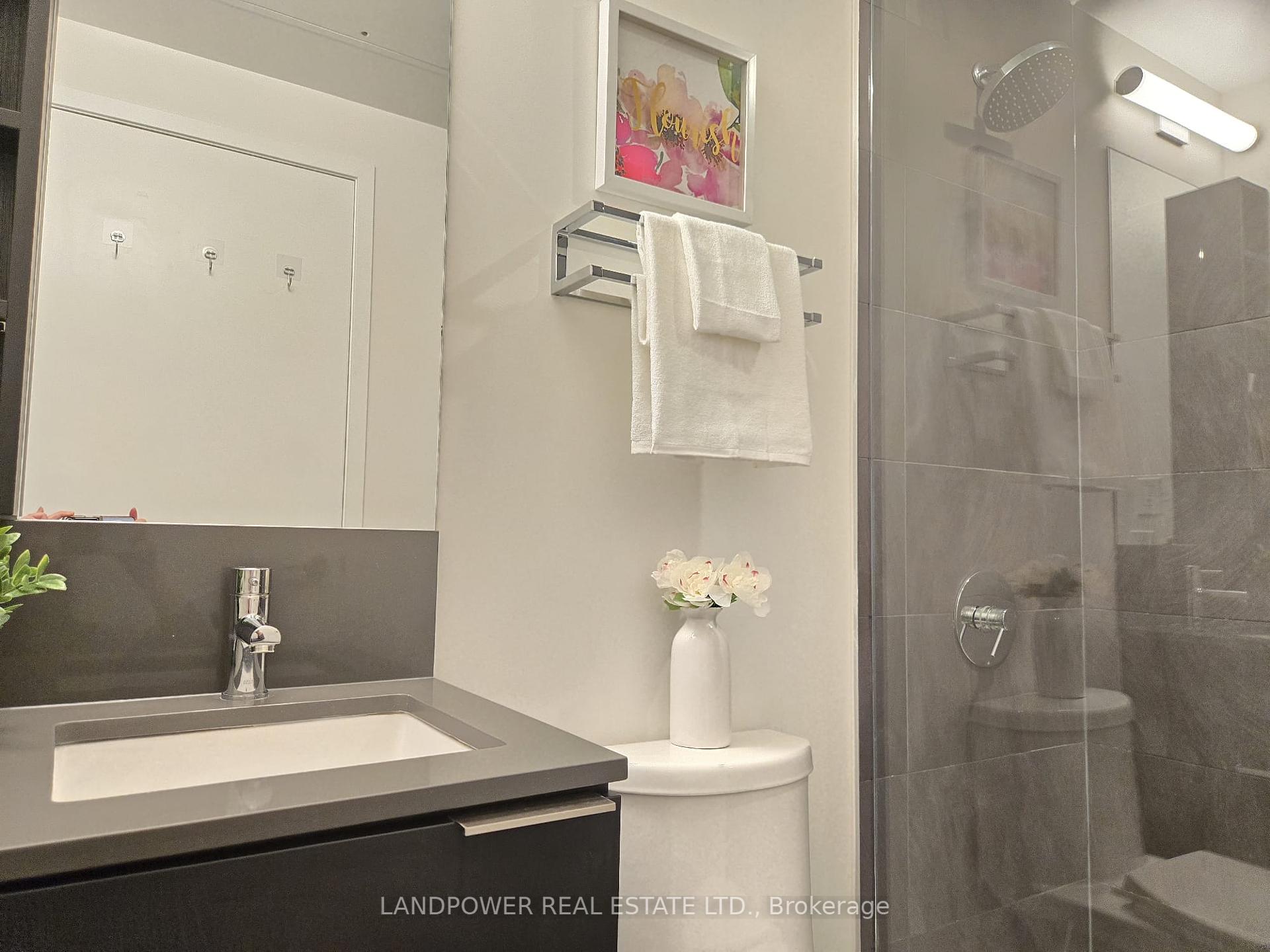 2 Bedrooms Condo at 7890 Jane, Vaughan For sale