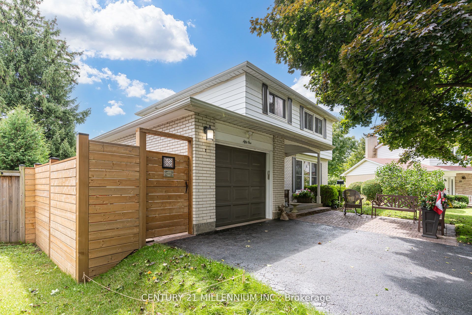51 Alderway Avenue, Brampton, ON L6Y 2B8
