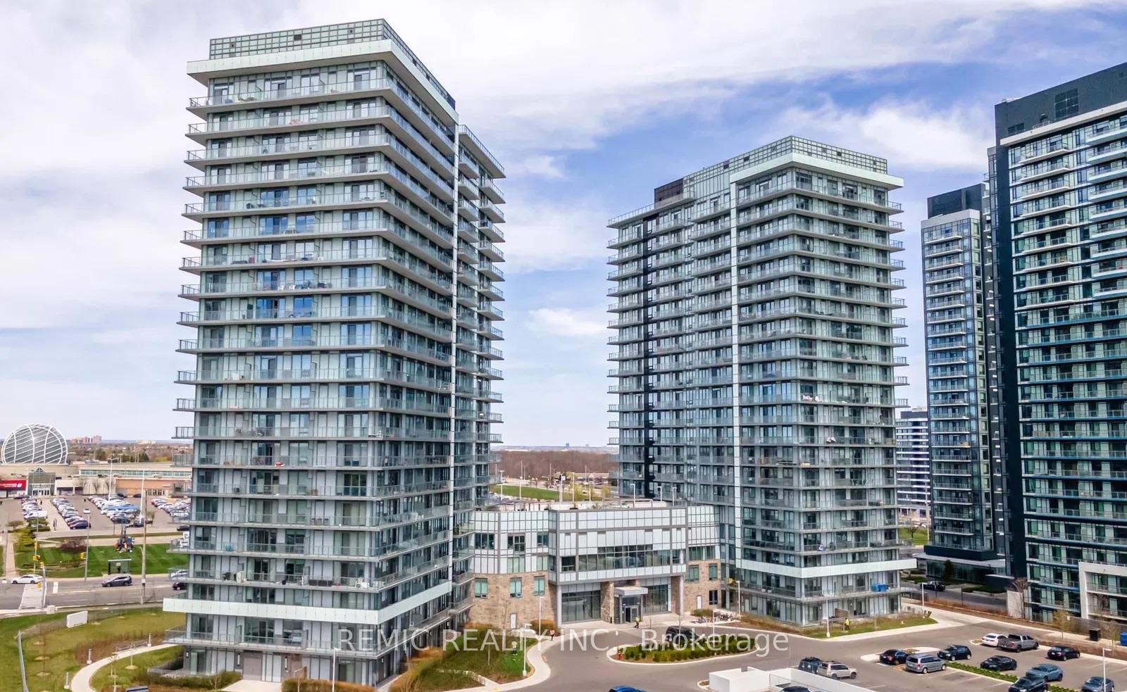 3 Bedrooms Condo at 4655 Metcalfe, Mississauga For sale